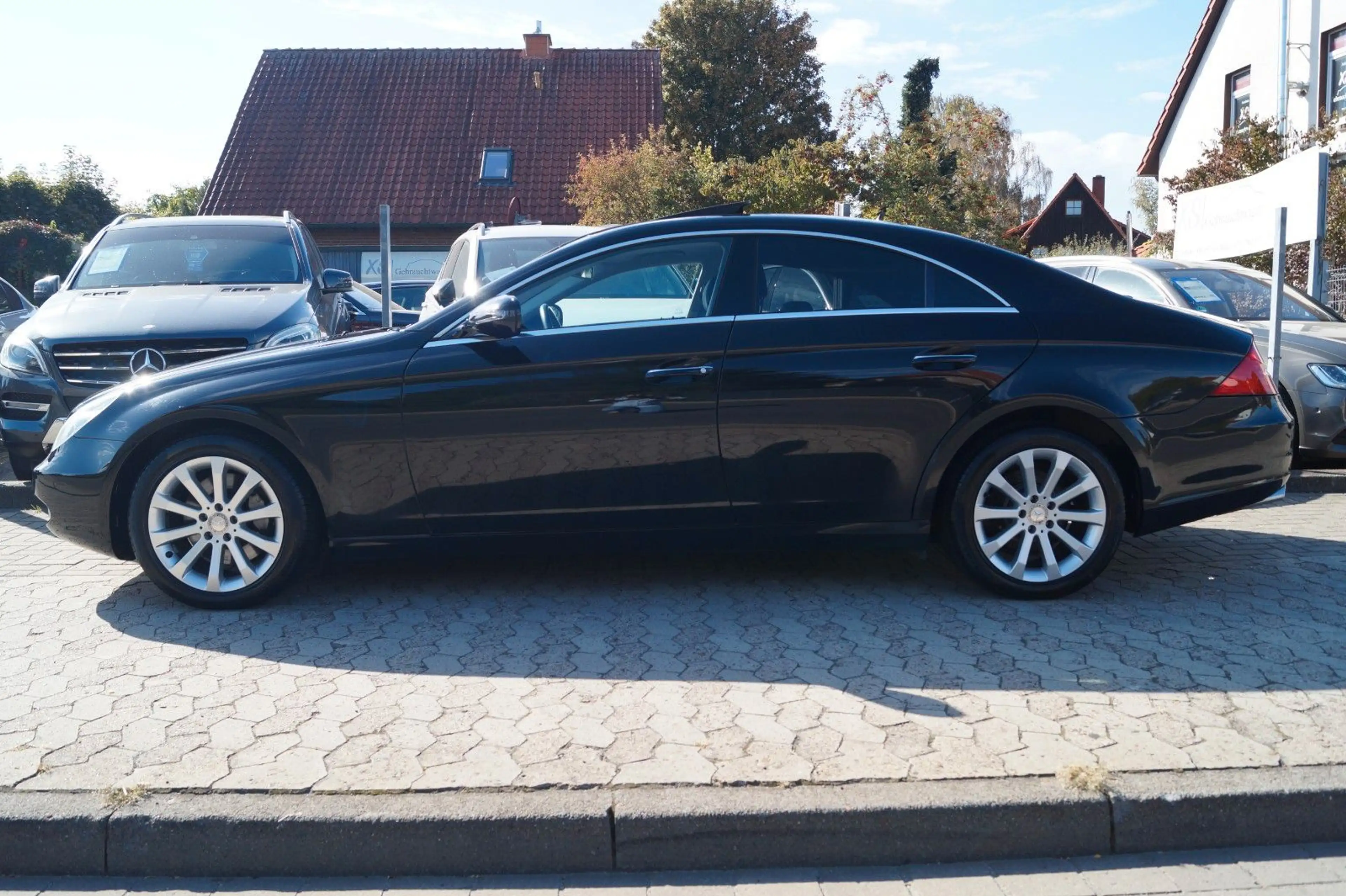 Mercedes-Benz CLS 280 7G-Tronic aus 2.Hand! GSD+Harman/Kardon — photo 4