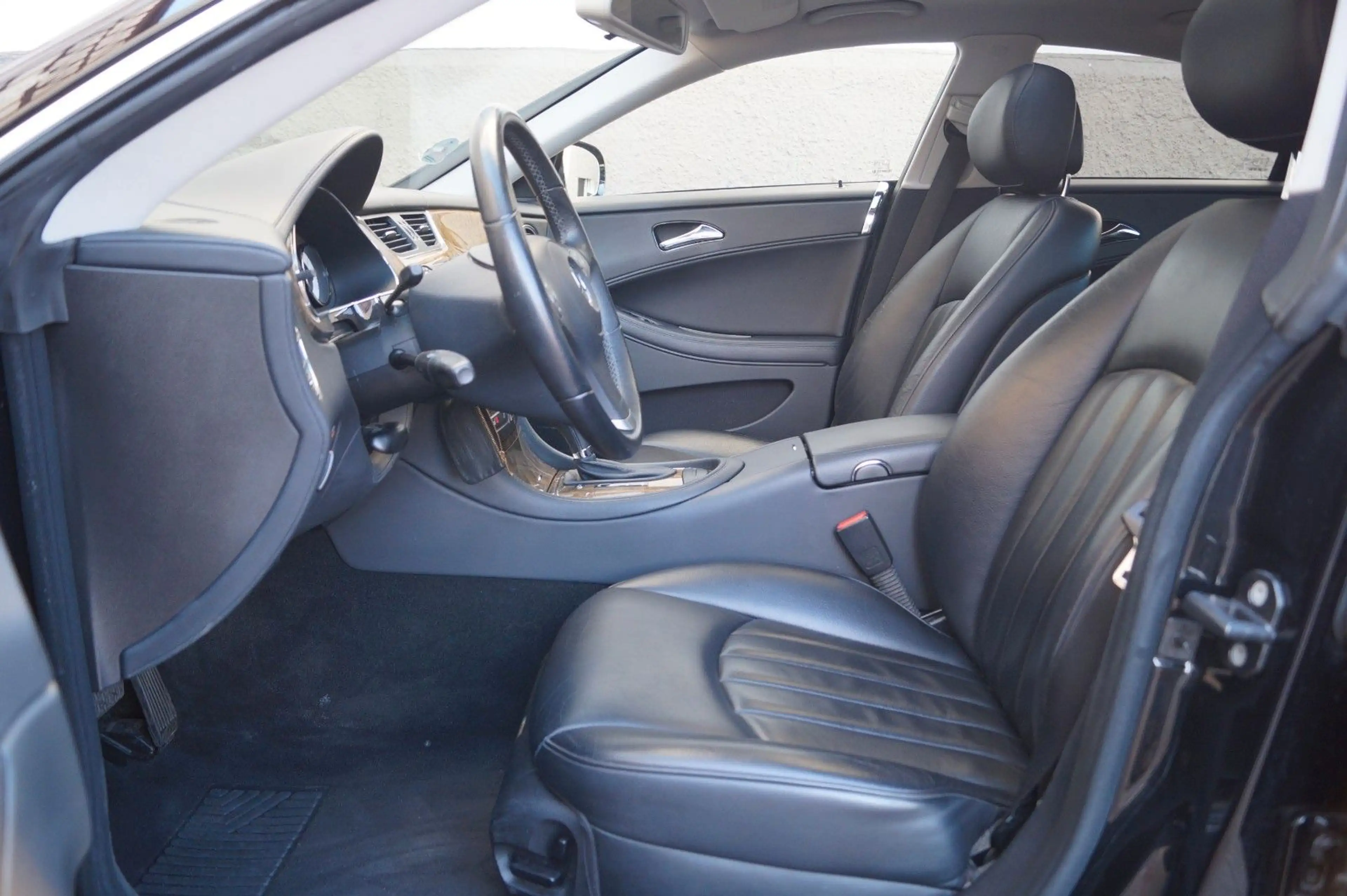 Mercedes-Benz CLS 280 7G-Tronic aus 2.Hand! GSD+Harman/Kardon — photo 10
