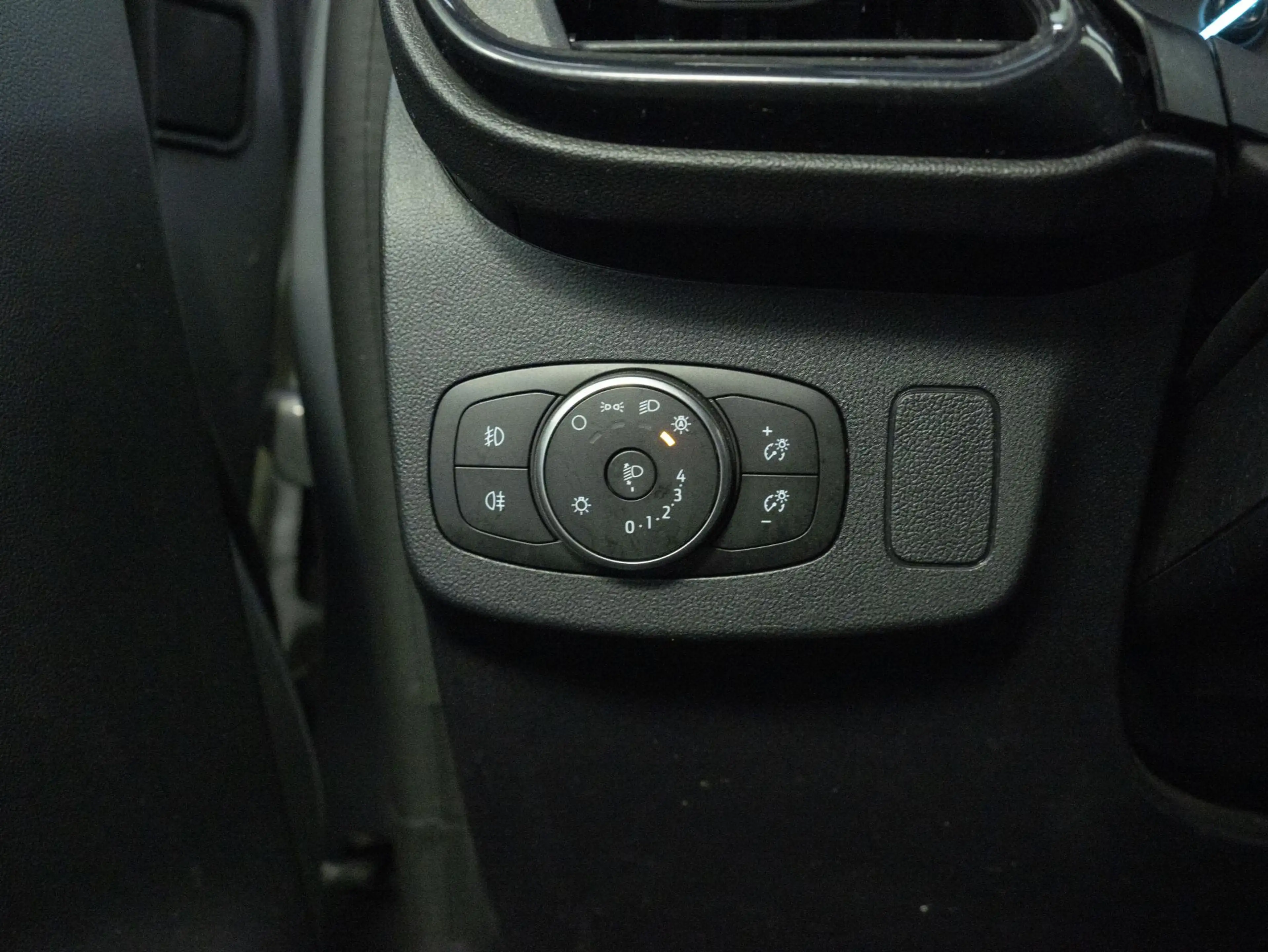 Ford Puma 1.0 EcoBoost Hybrid | Apple carplay | Camera | led — photo 4