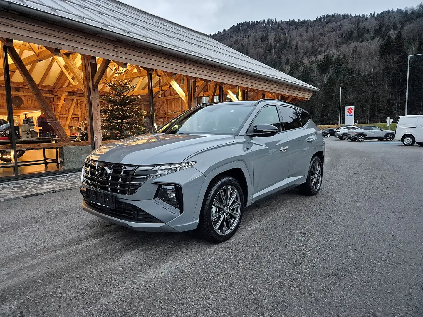 Hyundai TUCSON Tucson 1,6 T-GDI Plug-In Hybrid 4WD N-Line Aut. Grau - 1