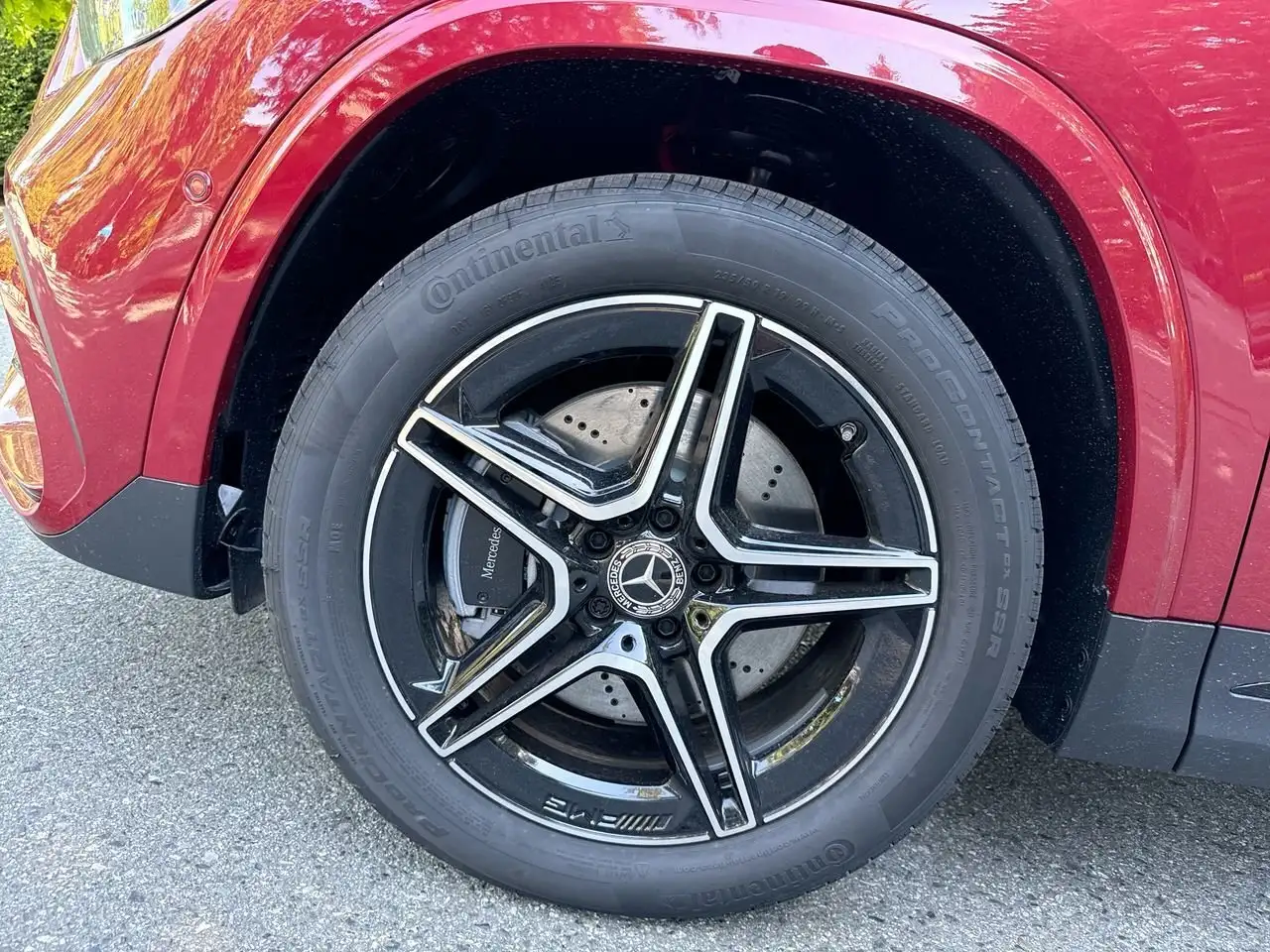 Mercedes-Benz GLA снимка Mercedes-Benz GLA