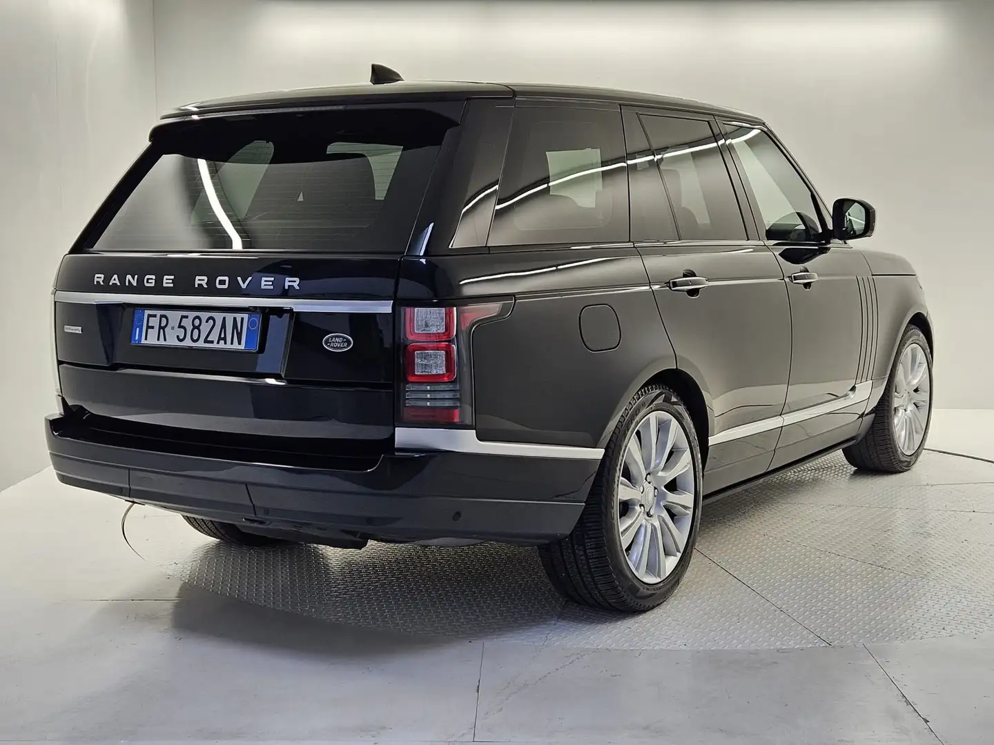 Land Rover Range Rover 4.4 SDV8 Autobiography EXCLUSIVE PACK 4 POSTI Nero - 2