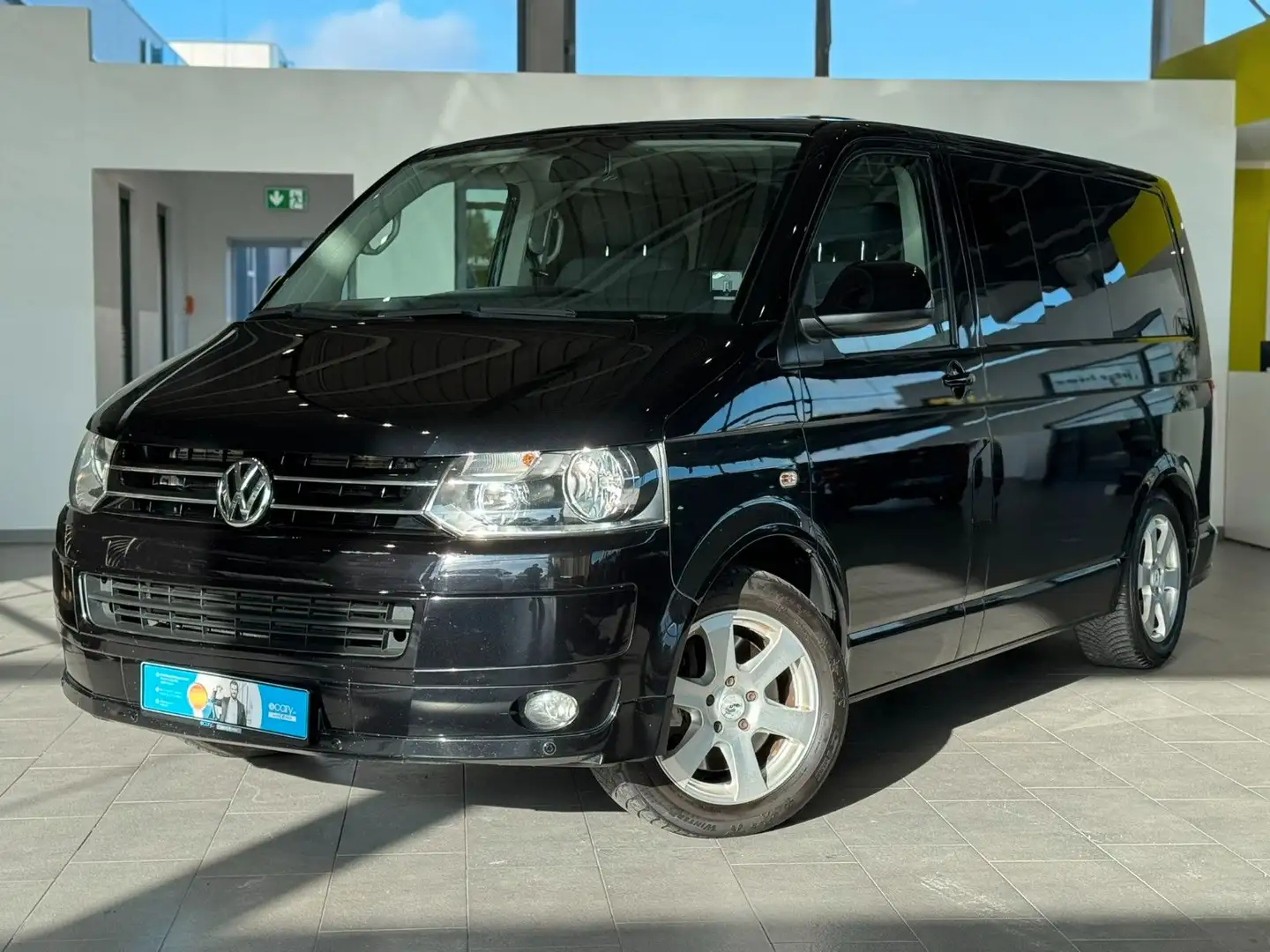 Volkswagen T5 Multivan 2.0 Tdi DSG *SHZ*AHK*Navi* Schwarz - 1