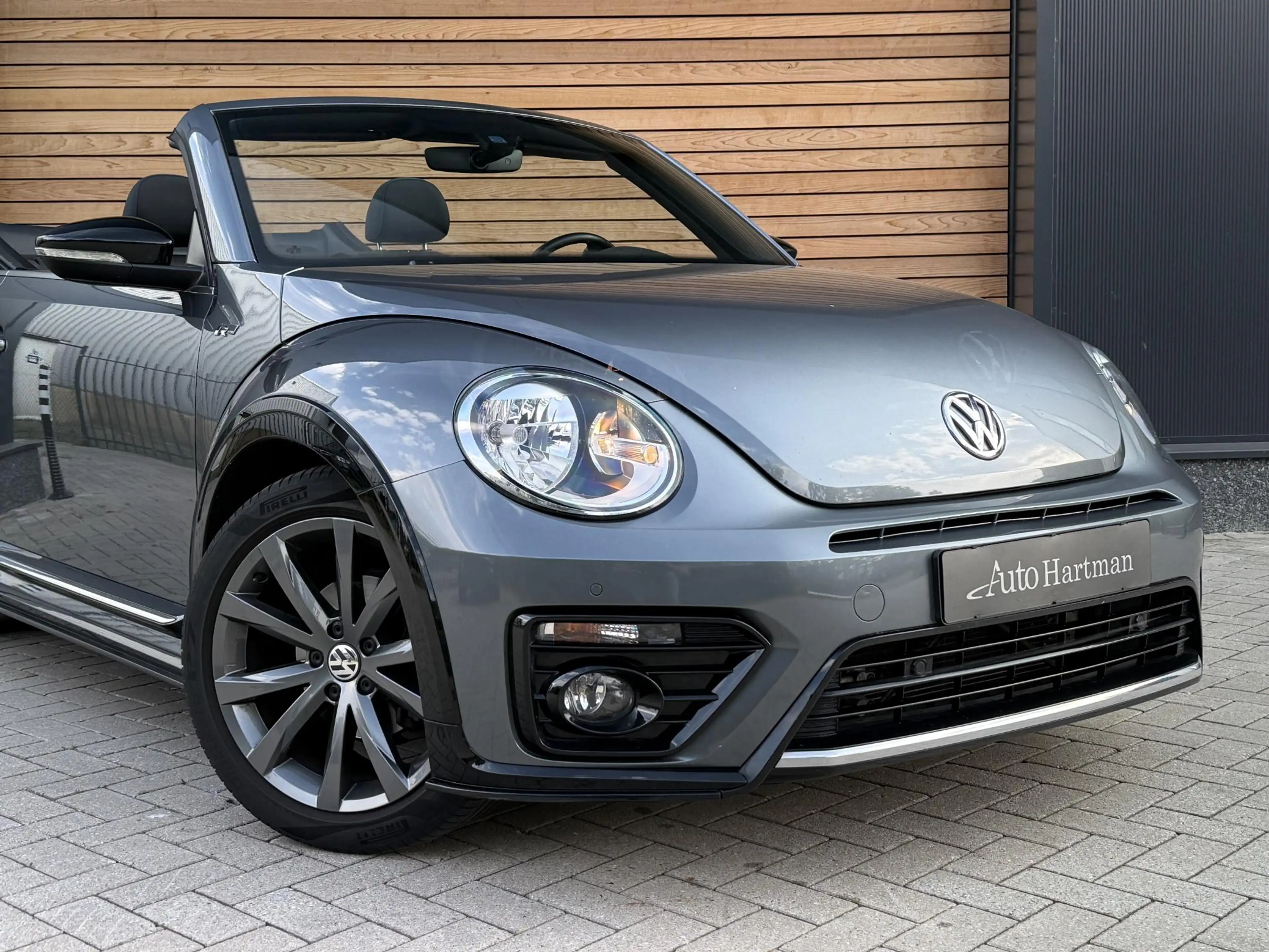 Volkswagen Beetle Cabriolet 1.4 TSI Dune FENDER-AUDIO|CRUISE|NAVI|PD — photo 6