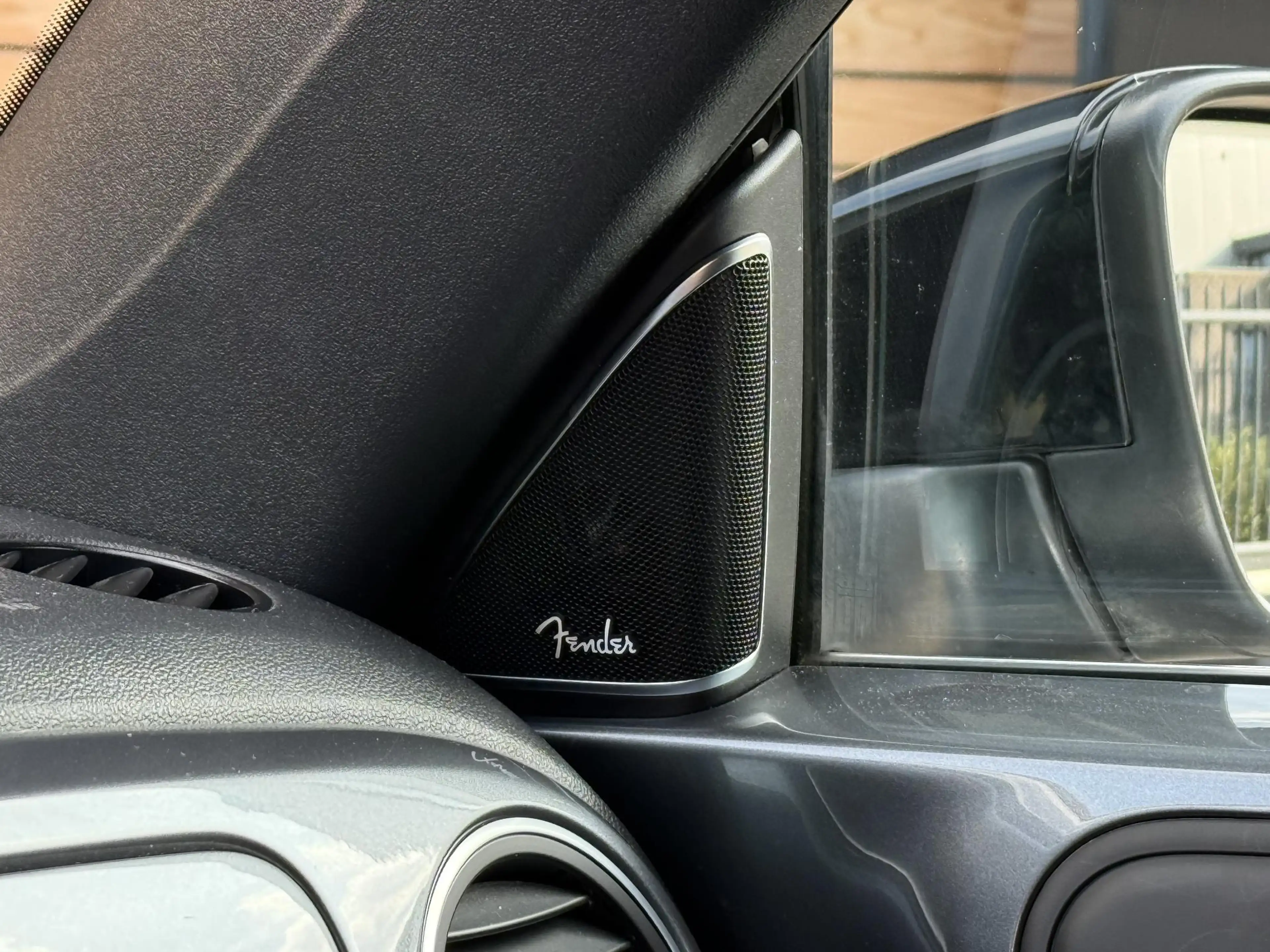 Volkswagen Beetle Cabriolet 1.4 TSI Dune FENDER-AUDIO|CRUISE|NAVI|PD — photo 11