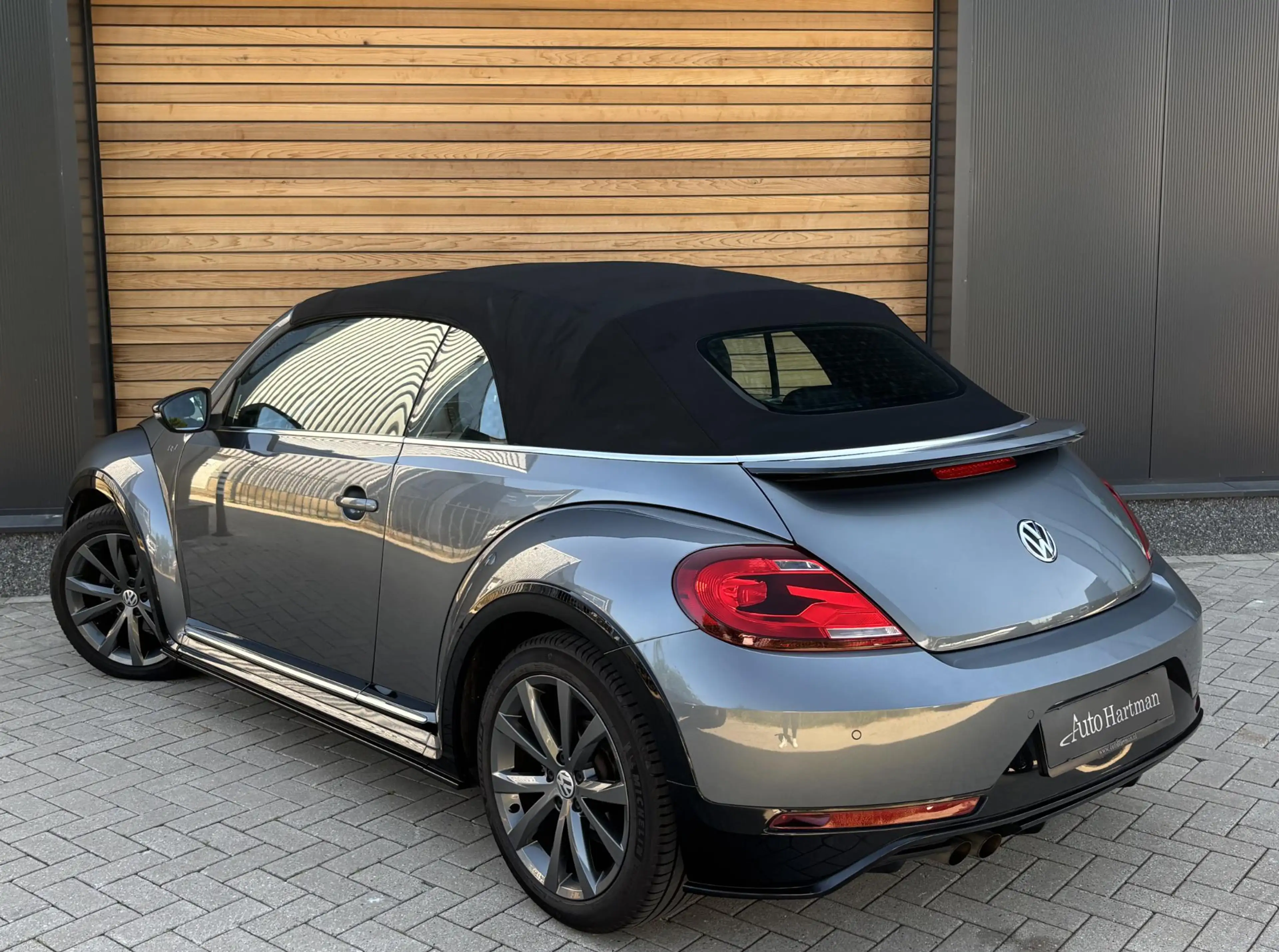 Volkswagen Beetle Cabriolet 1.4 TSI Dune FENDER-AUDIO|CRUISE|NAVI|PD — photo 13