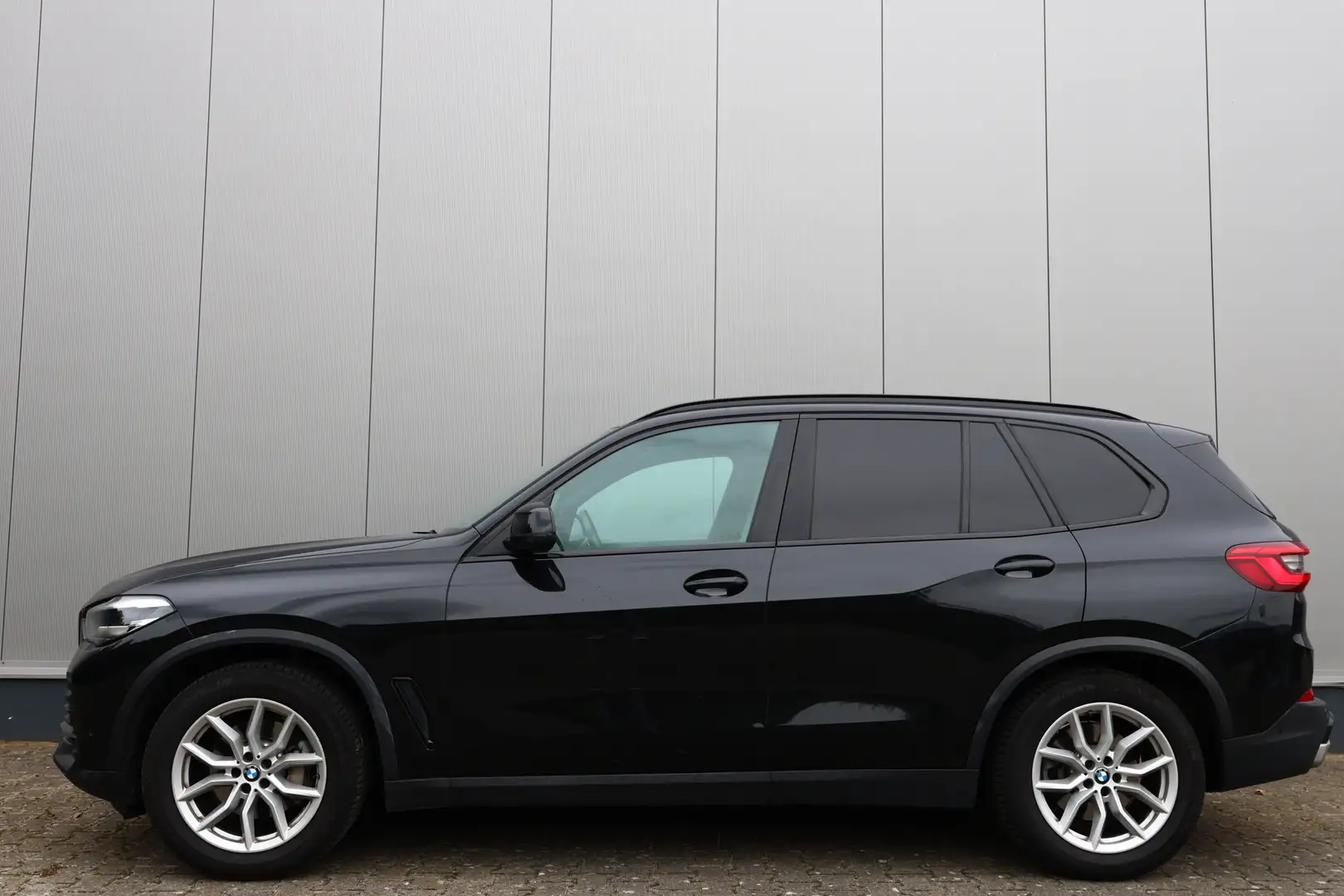 BMW X5 XDRIVE 3.0D [GRIJS KENTEKEN] Schwarz - 2