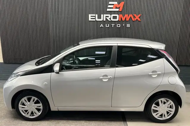 Toyota Aygo view 7