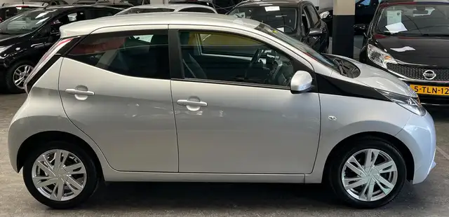 Toyota Aygo view 11