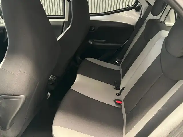 Toyota Aygo view 28