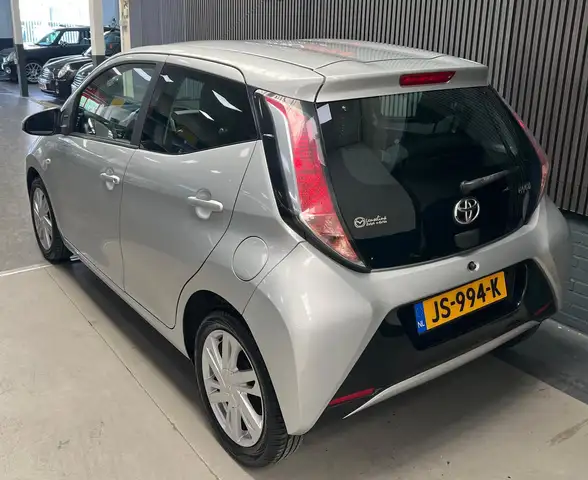 Toyota Aygo view 8