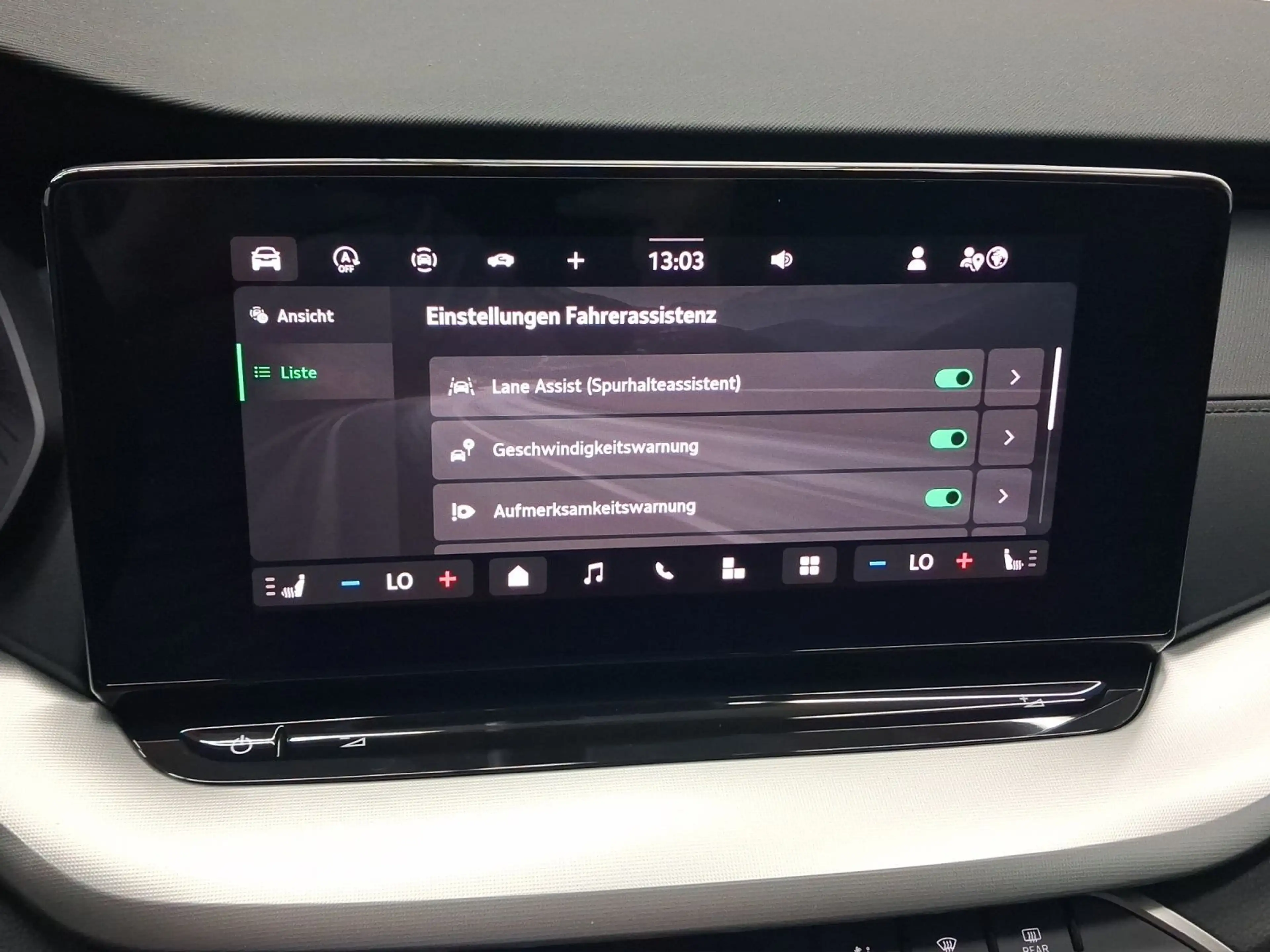 Skoda Octavia Combi 1.5 TSI Selection LED SITZH PDC+ L — photo 12