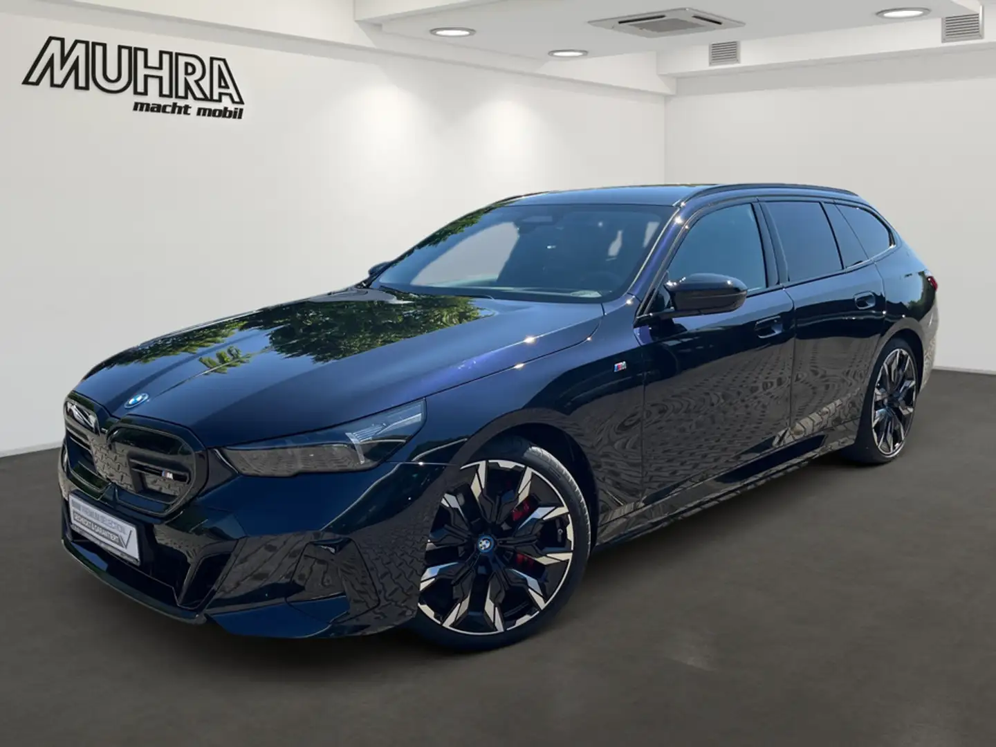 BMW M6 i5 M60 xDrive Touring 21" Autobahnas. Pano AHK ! Černá - 2
