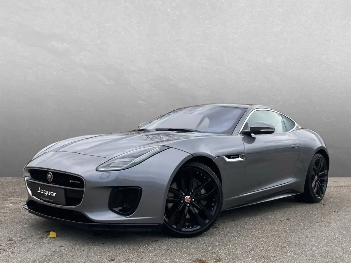 Jaguar F-Type Coupe P300 R-Dynamic PANORAMA DAB 20 SITZE Gris - 1