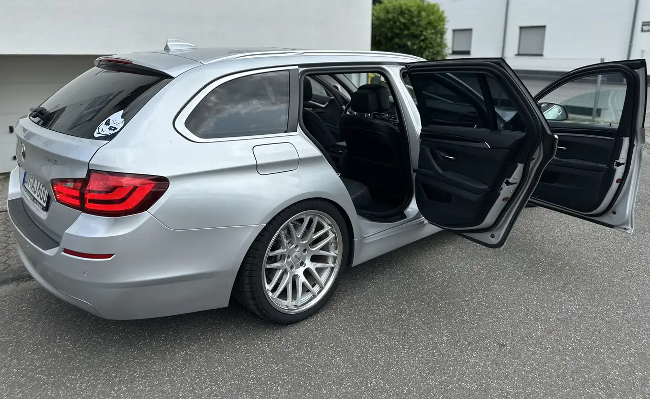 BMW 525