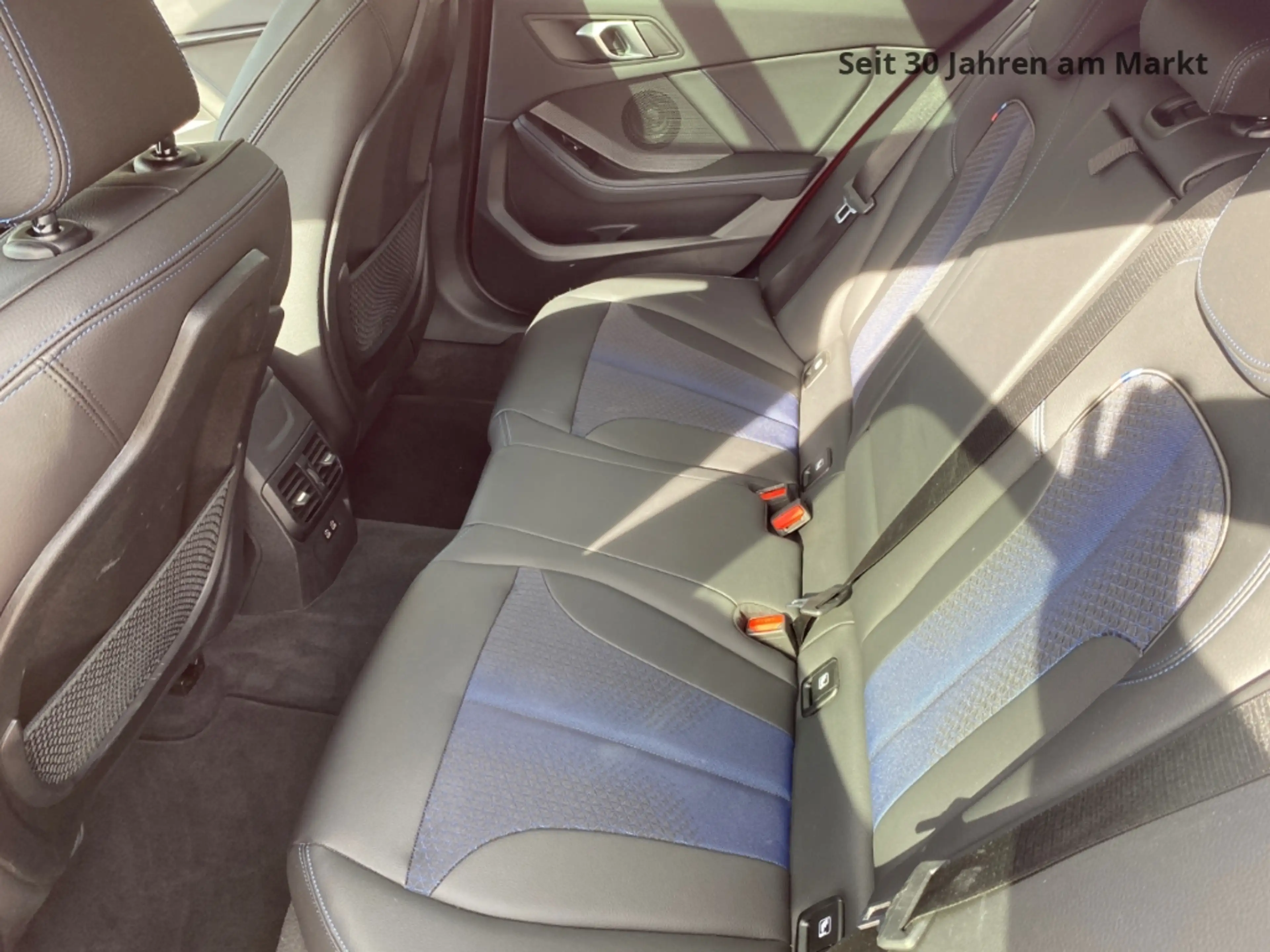 BMW 118 i M-Sport,Pano,Navi,LED,Apple,8-fach,PDC,Alus,Kame — photo 9
