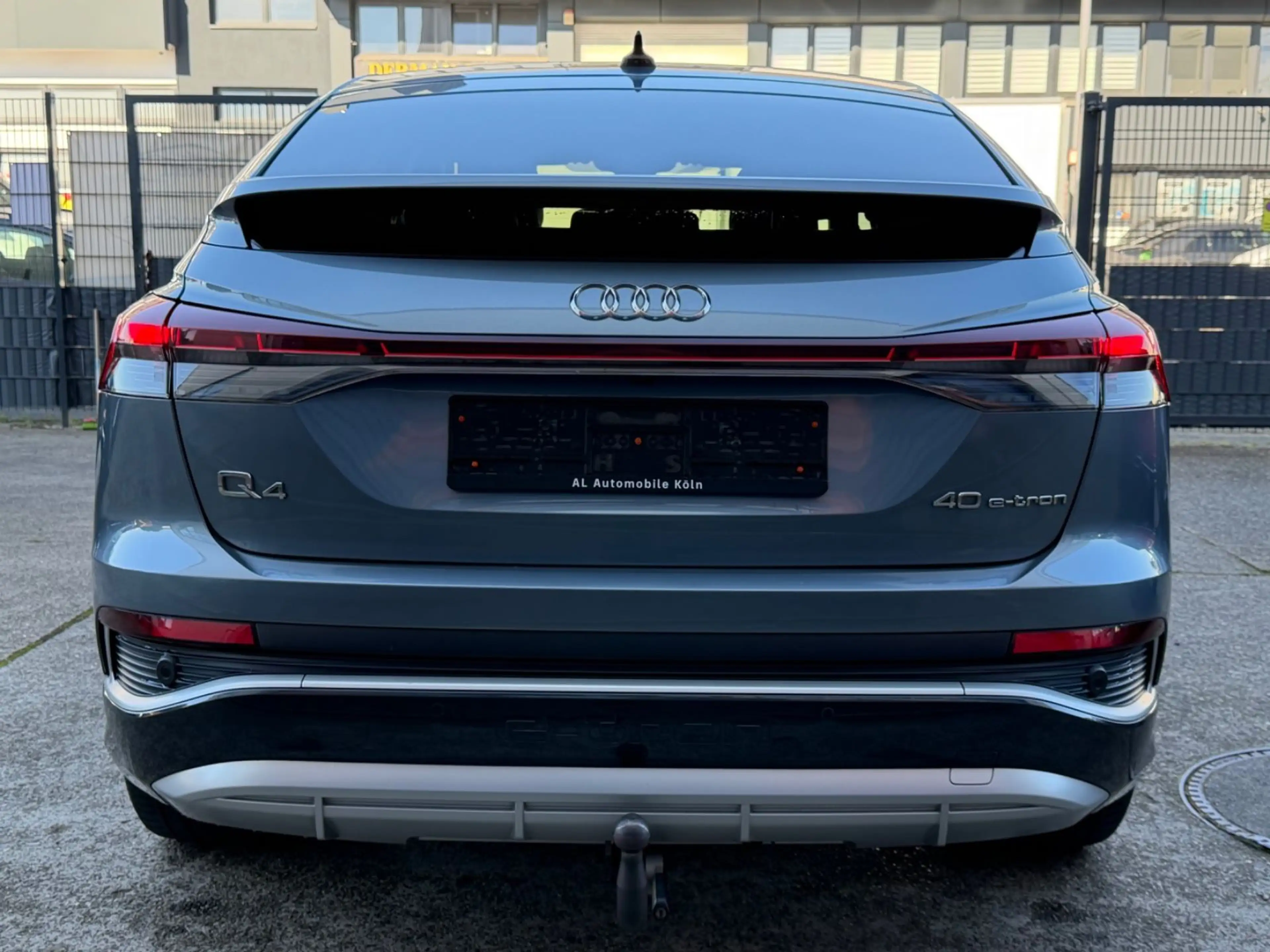 Audi Q4 e-tron Sportback 40 S-line/Leder/AHK/1 Hand — photo 6