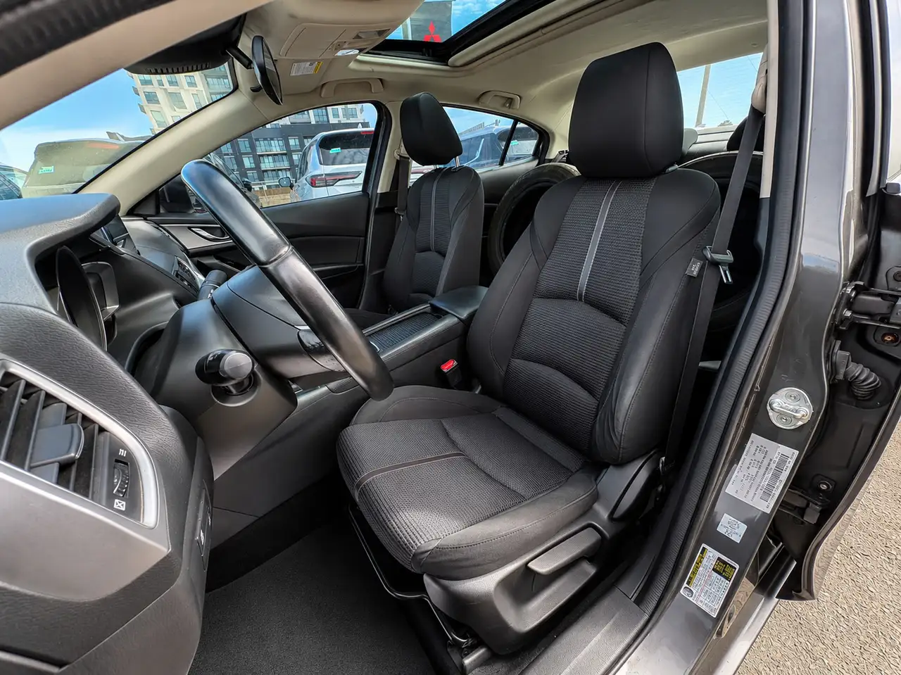 Mazda 3 снимка Mazda 3