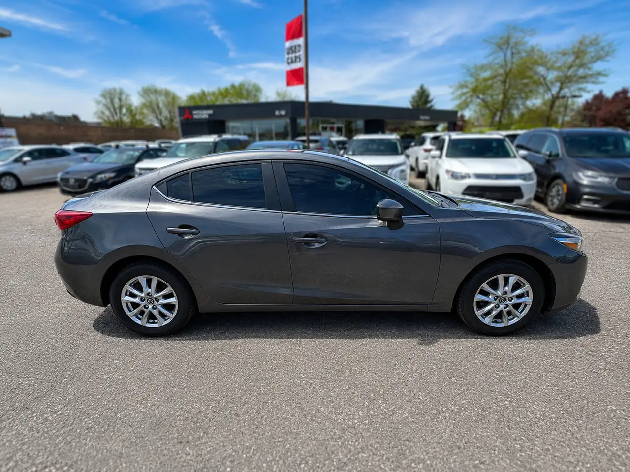 Mazda 3 снимка Mazda 3