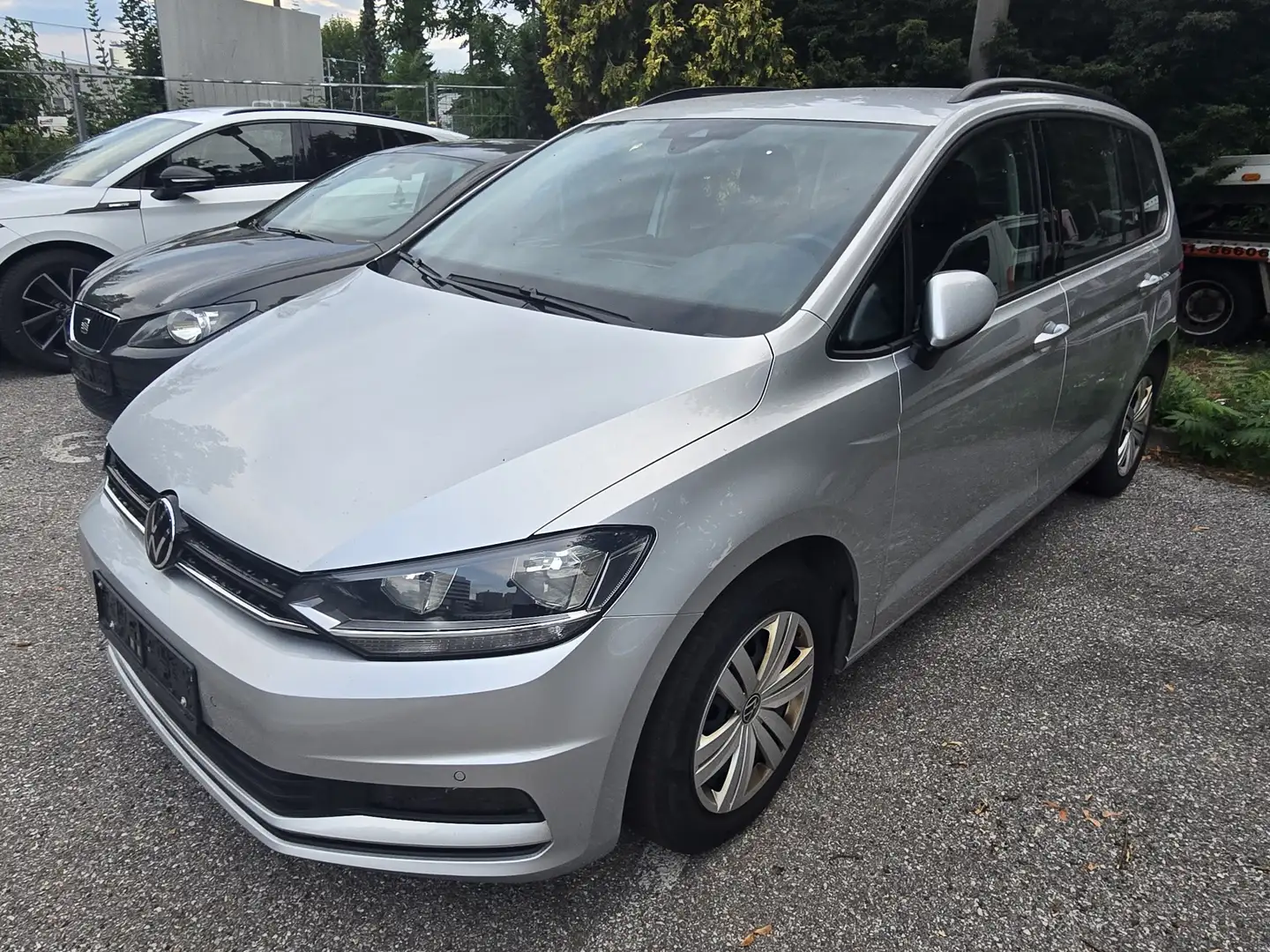 Volkswagen Touran Highline 2,0 TDI - 1