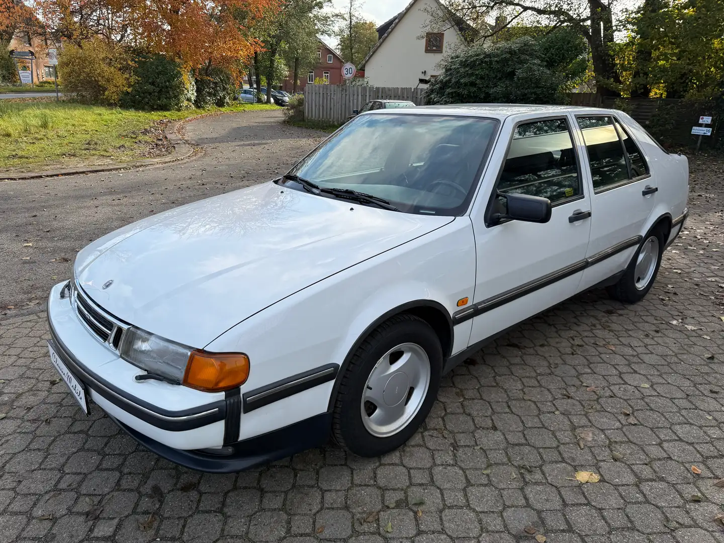Saab 9000 2.3-16 CS *nur 91 TKM*Leder*Klima*eSD*SHZ*Tempomat Weiß - 2
