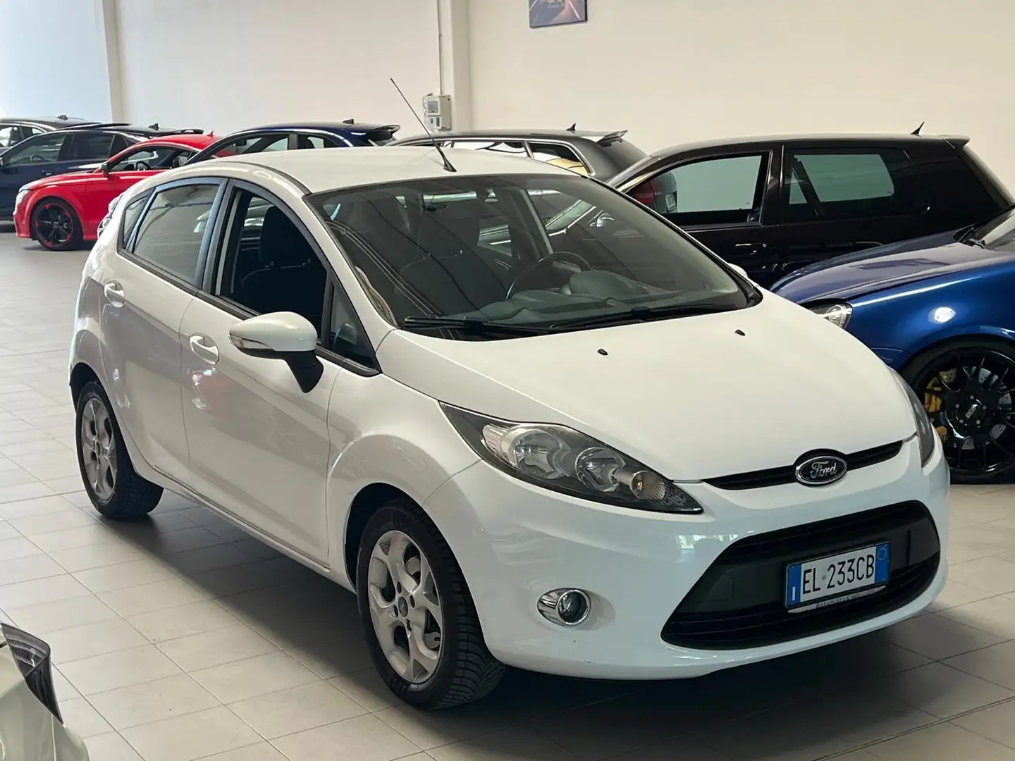 Ford Fiesta Fiesta VI 2011 5p 1.4 tdci Titanium c/esp E5 Bianco - 1