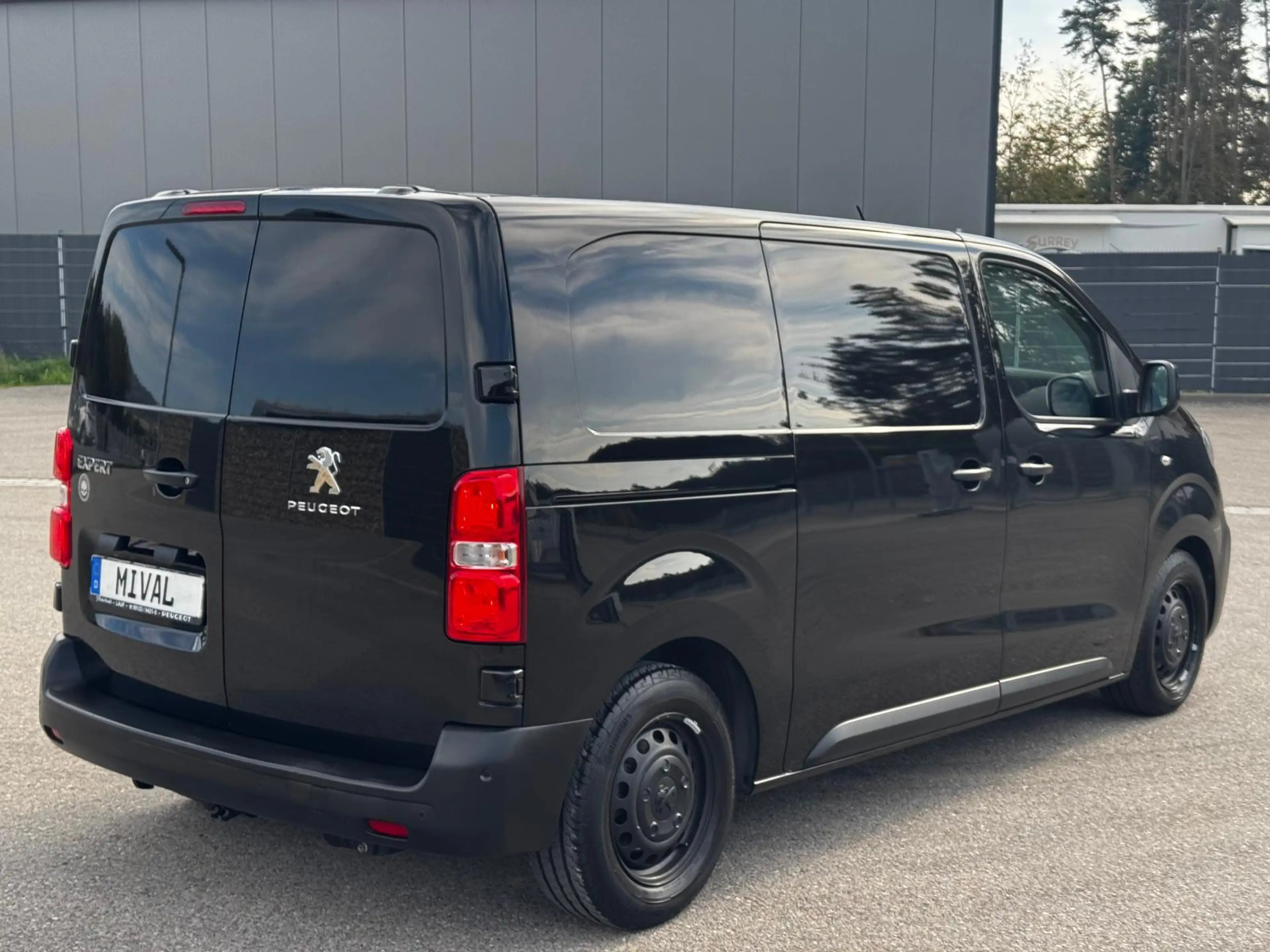 Peugeot Expert 2.0 Blue-HDI FAP Premium L2 — photo 7