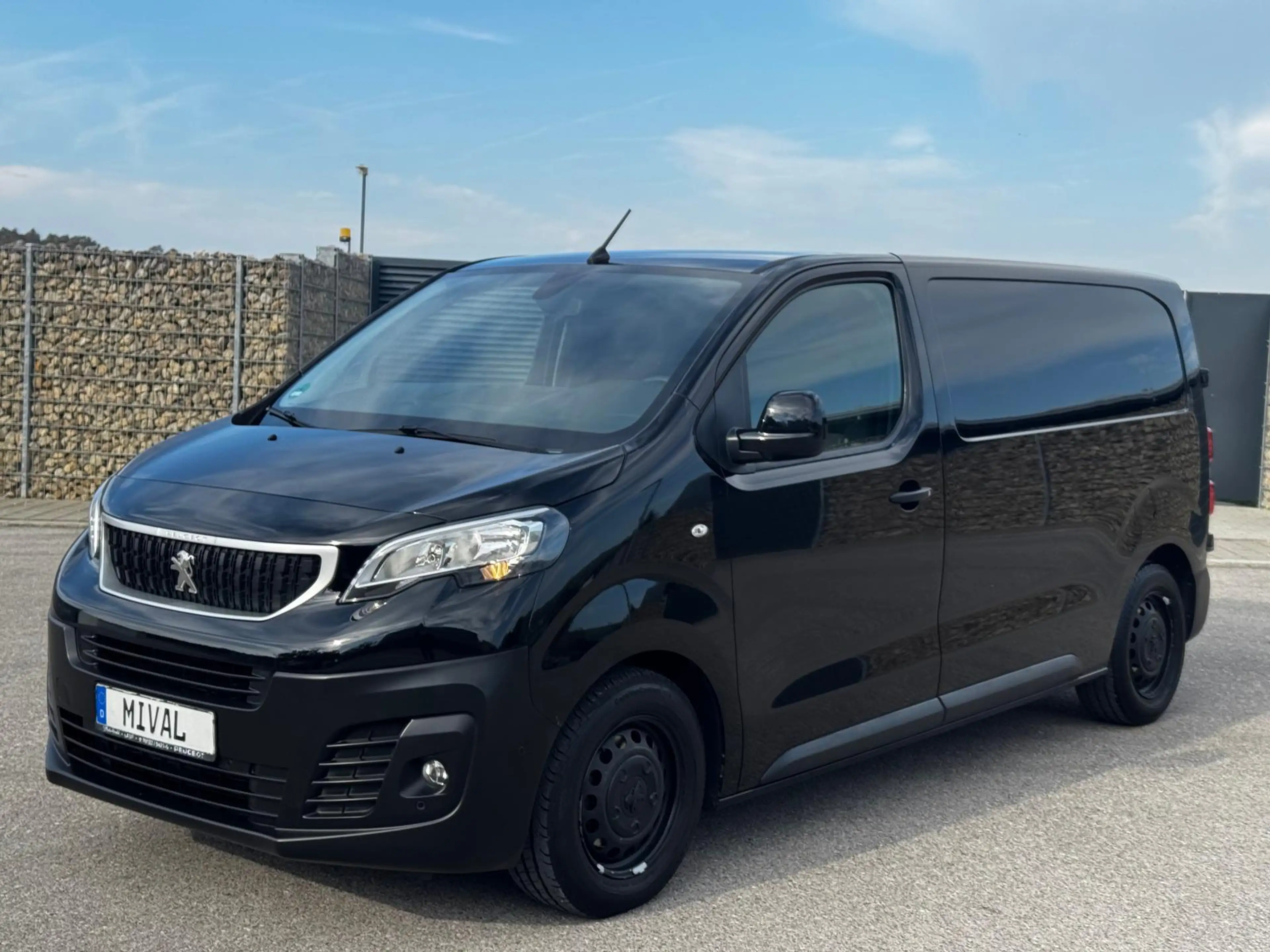 Peugeot Expert 2.0 Blue-HDI FAP Premium L2 — photo 3