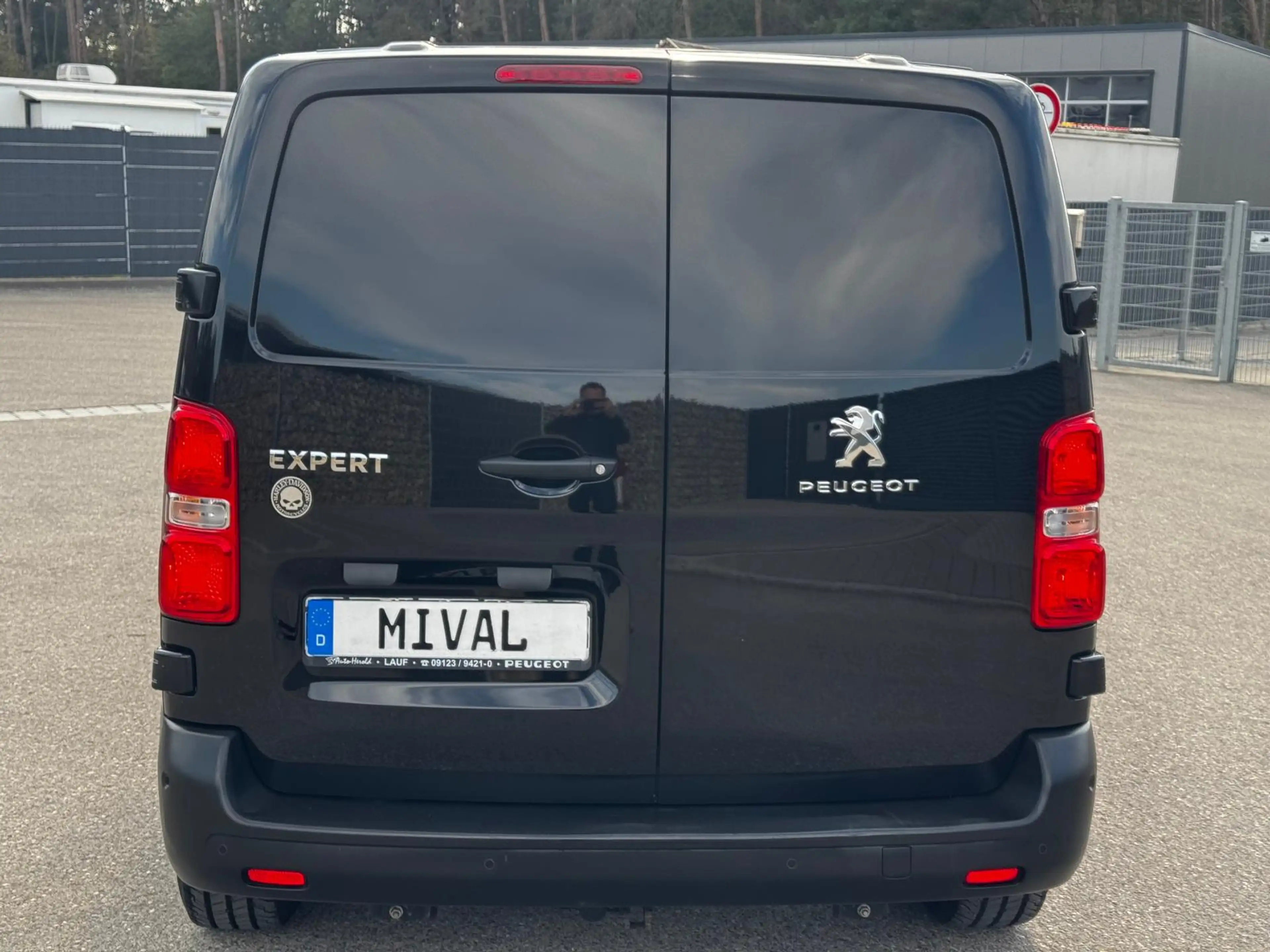 Peugeot Expert 2.0 Blue-HDI FAP Premium L2 — photo 6