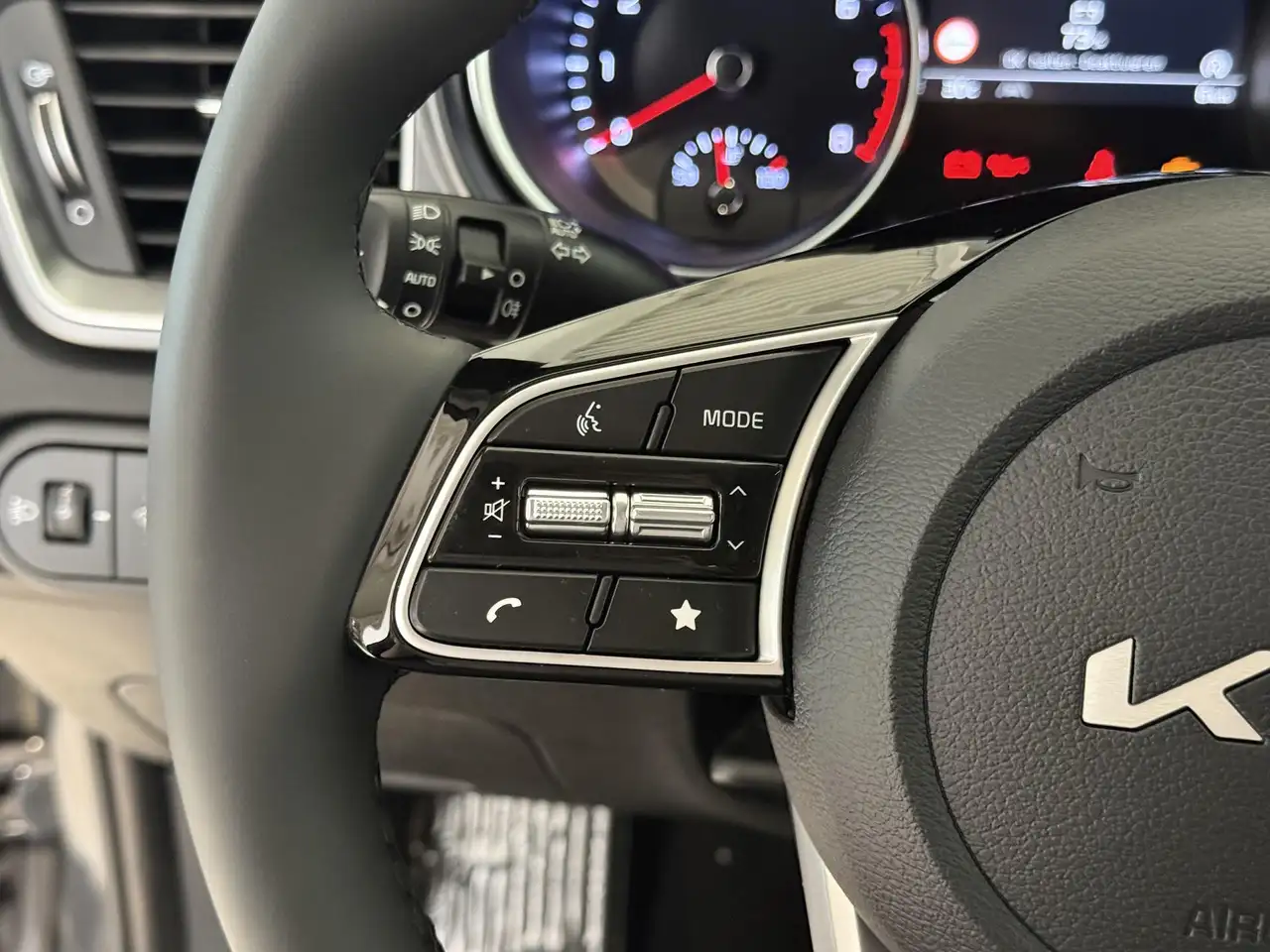 Kia X Ceed 1.6 T-GDI 7DCT 150 City 110 kW (150 PS) Lenkrad..., миниатюра 19