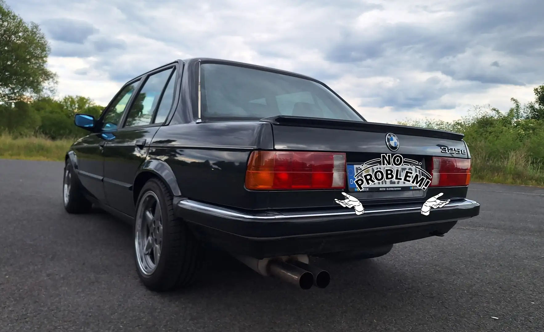 BMW 325 3er 325e Чорний - 1