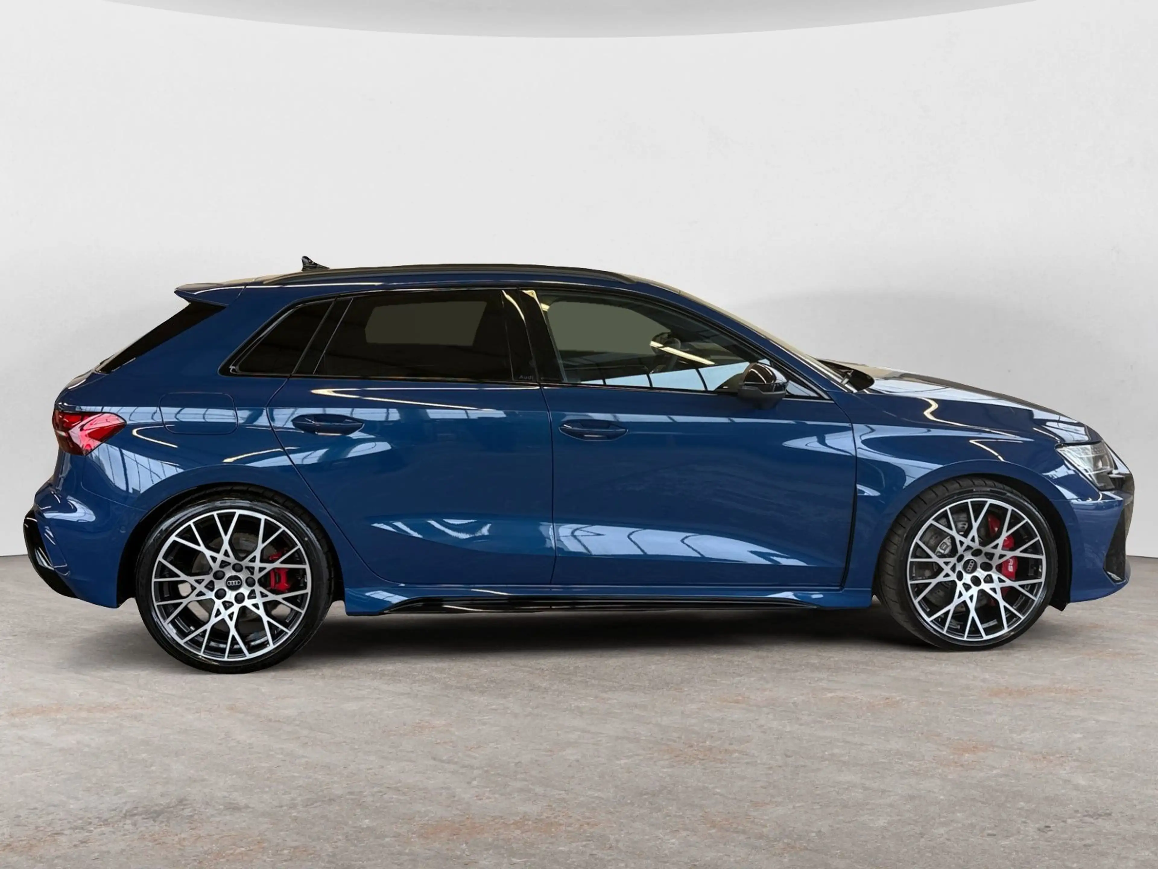 Audi RS3 qu.S-tronic Schwarzpaket+ — photo 8