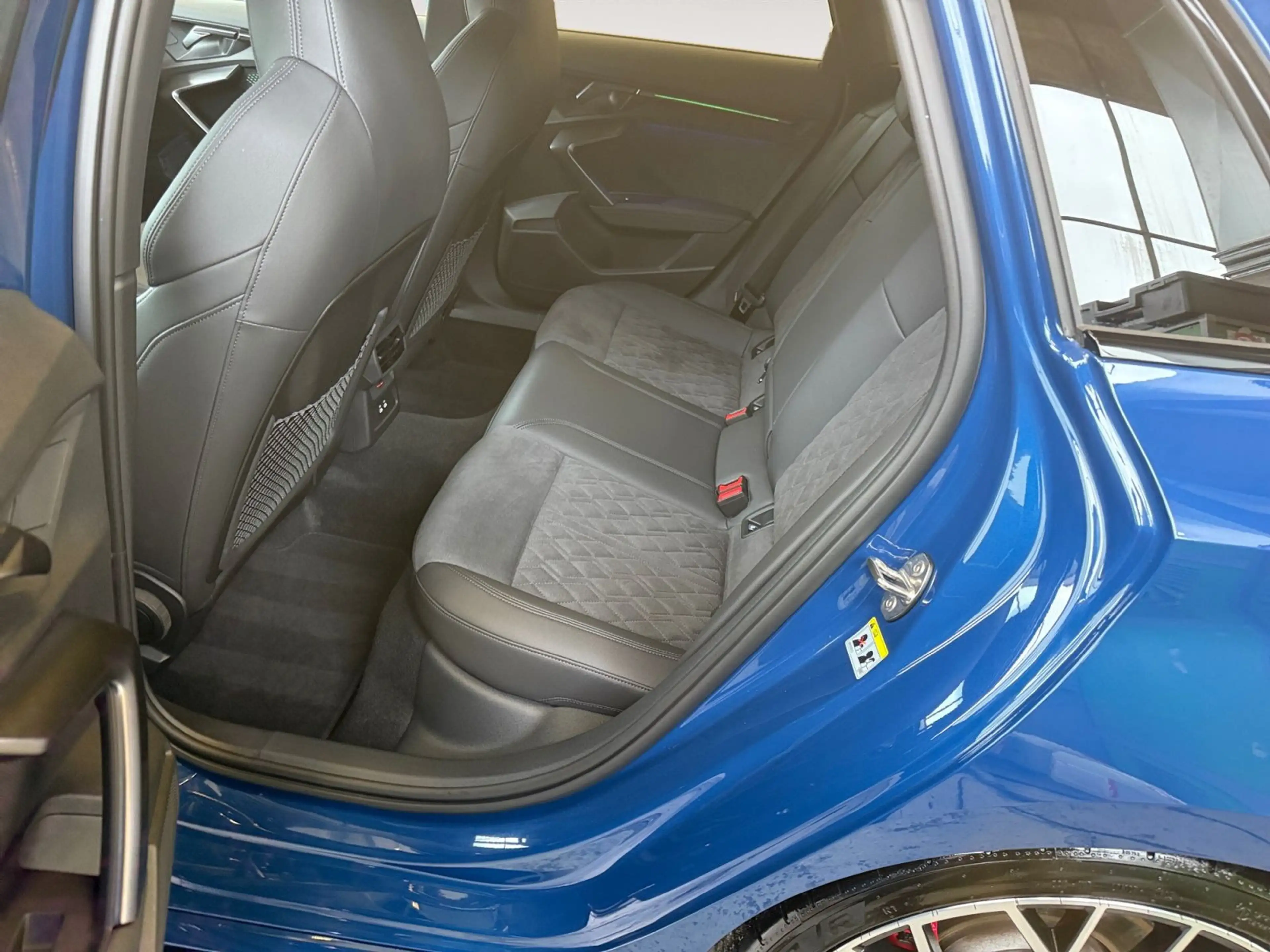 Audi RS3 qu.S-tronic Schwarzpaket+ — photo 15