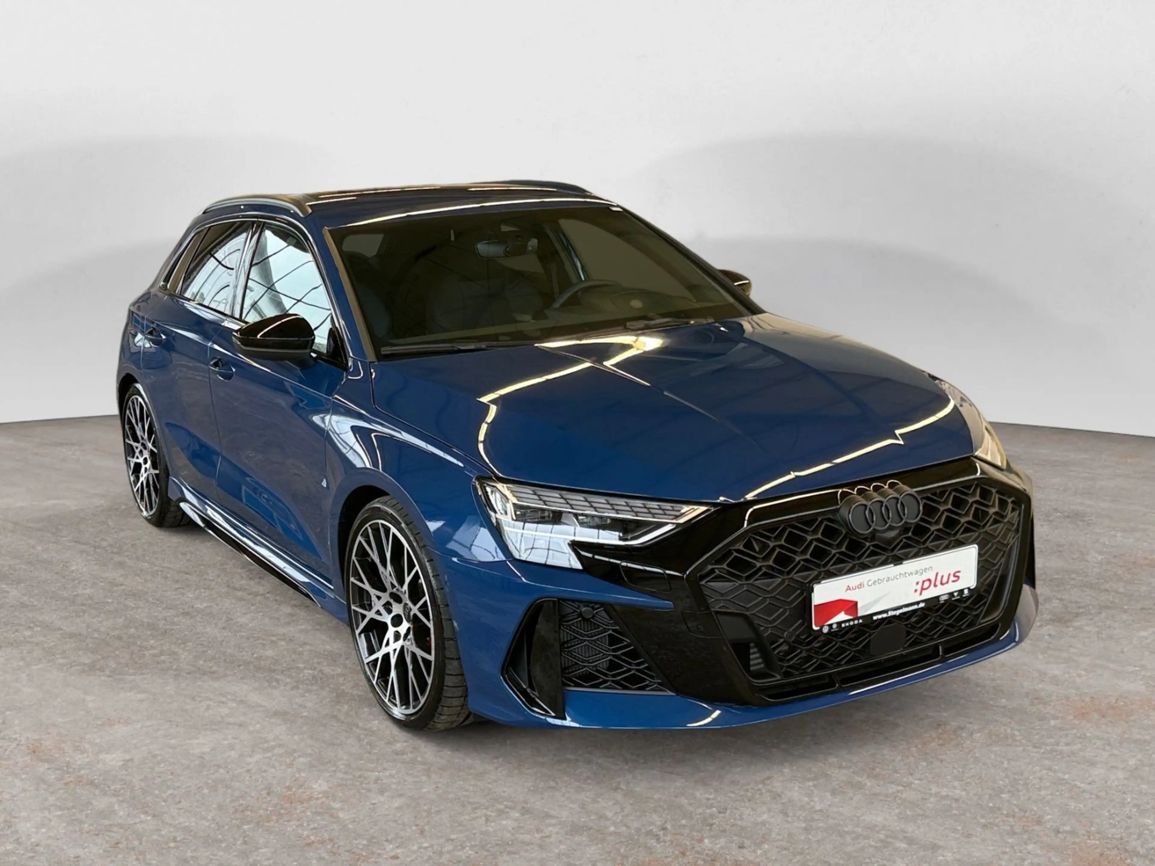 Audi RS3 qu.S-tronic Schwarzpaket+ — photo 9