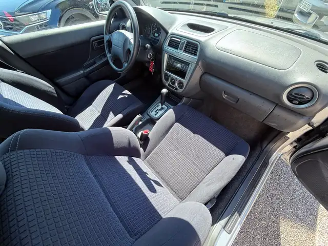 Subaru Impreza view 13