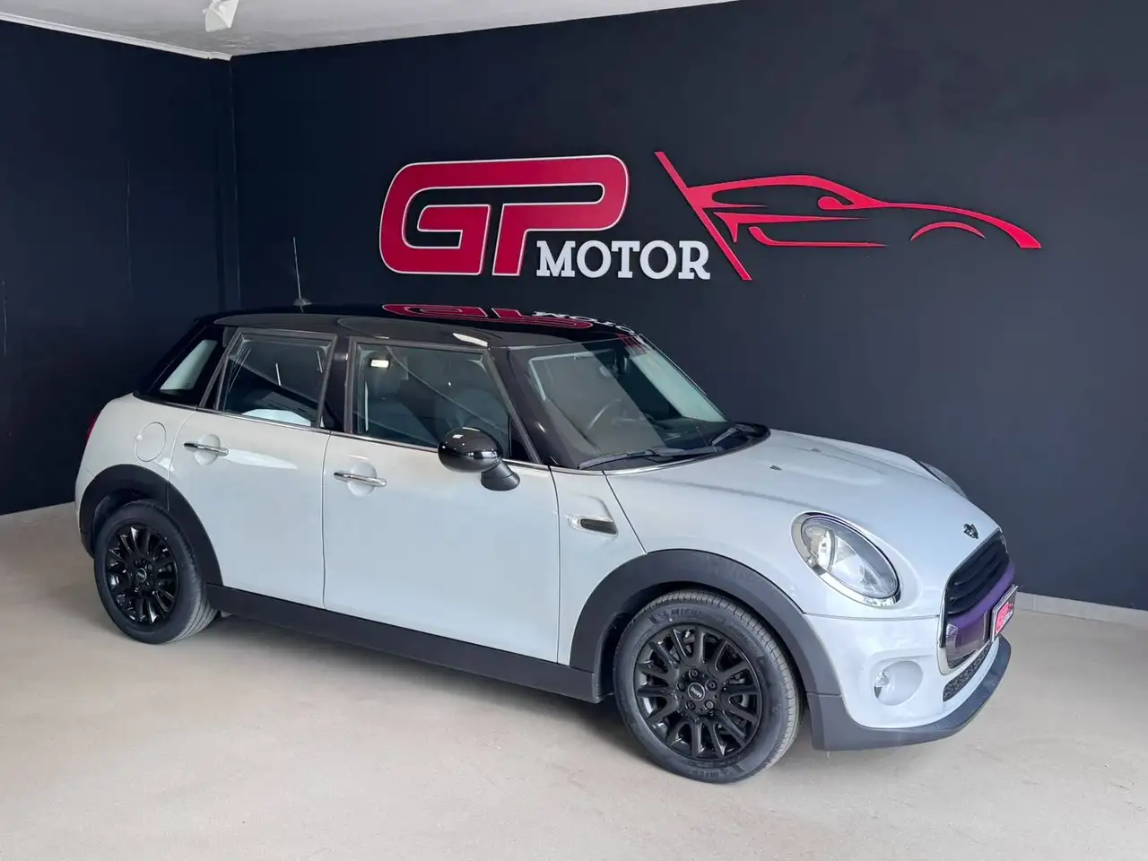 MINI Cooper D