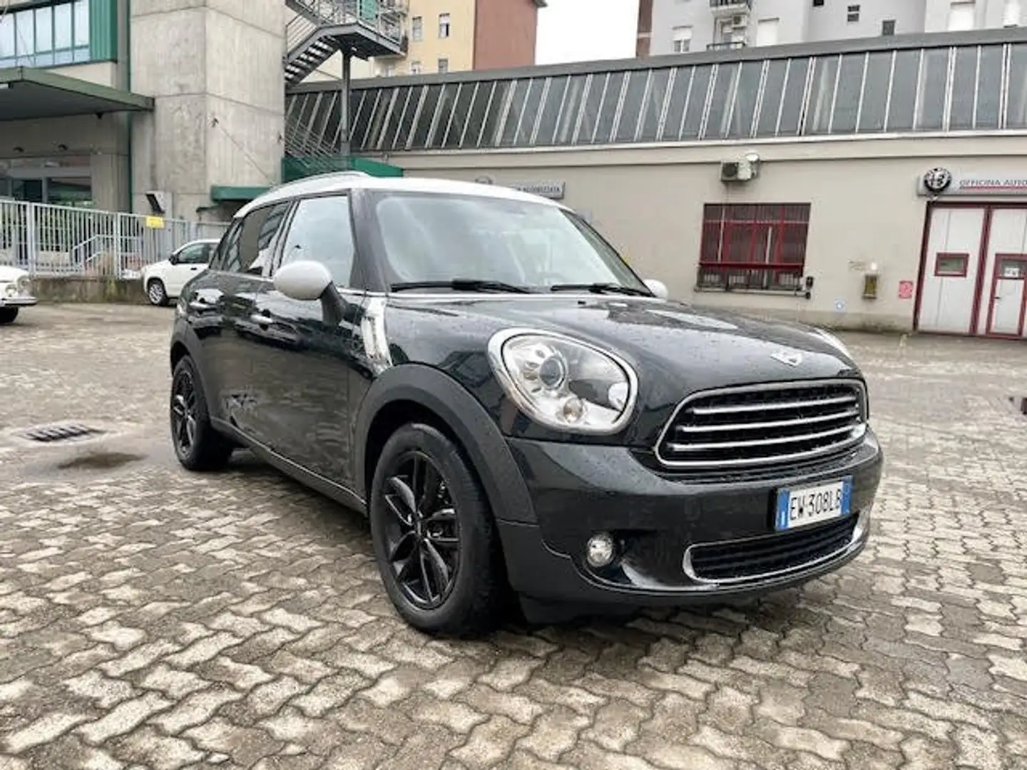 MINI Cooper D Countryman Mini Countryman 2.0d Automatica Pelle Garanzia Schwarz - 2