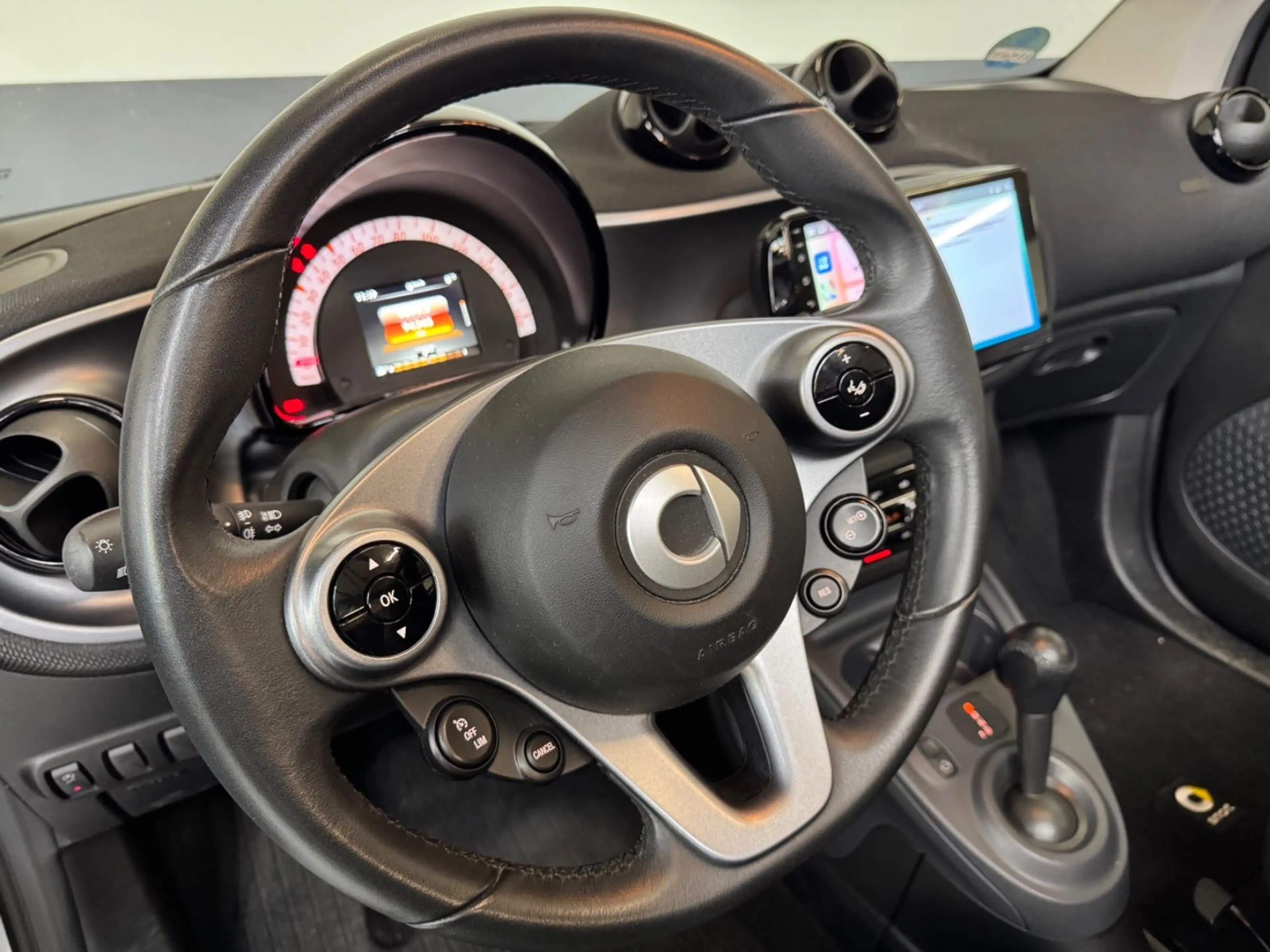 smart forTwo Cabrio/Automatik/Klima/SHZ/1.Hd — photo 7