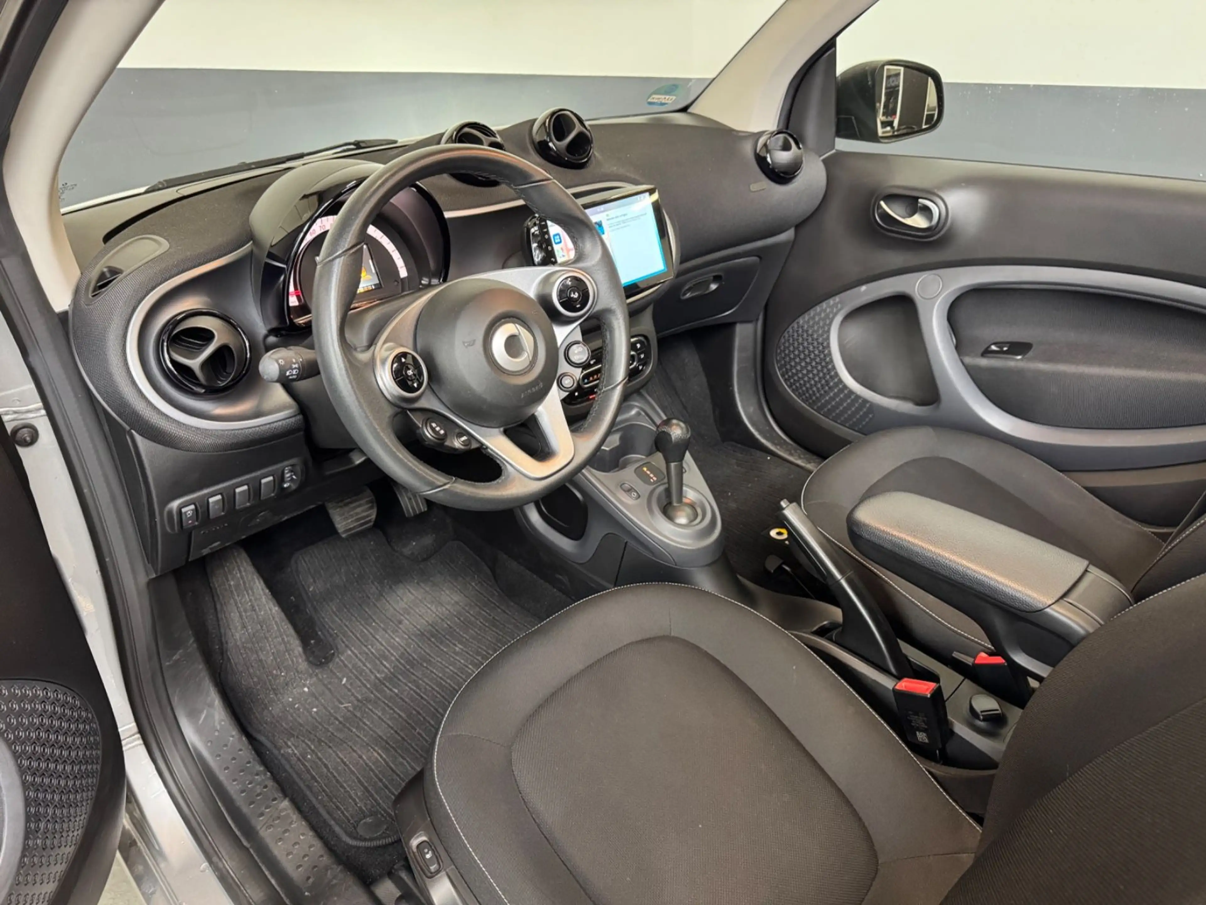 smart forTwo Cabrio/Automatik/Klima/SHZ/1.Hd — photo 6
