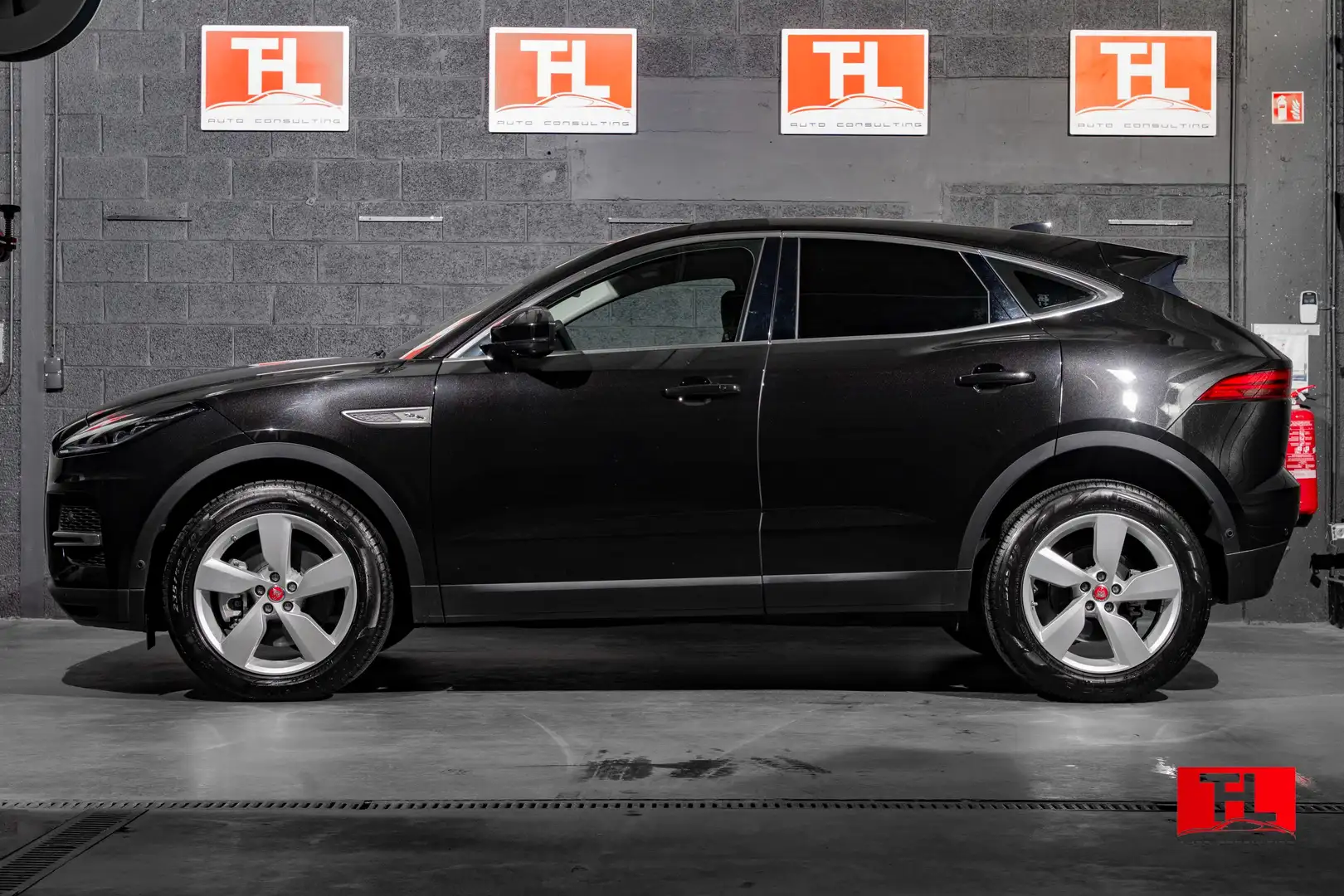 Jaguar E-Pace E-Pace 2.0 D AWD D165 SE Auto MY2021/360° Noir - 2