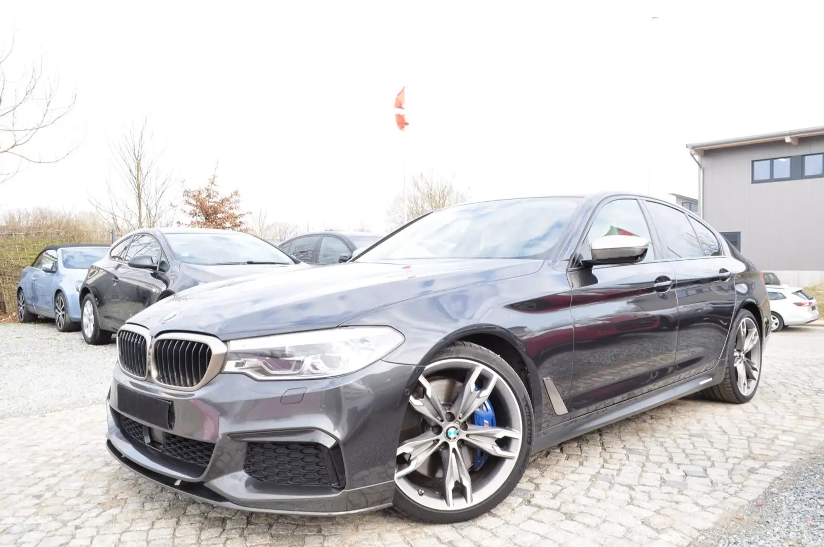 BMW 550 5 Lim. M550 d xDrive/NP 138.000€/MASSAGE/B&W Gris - 1