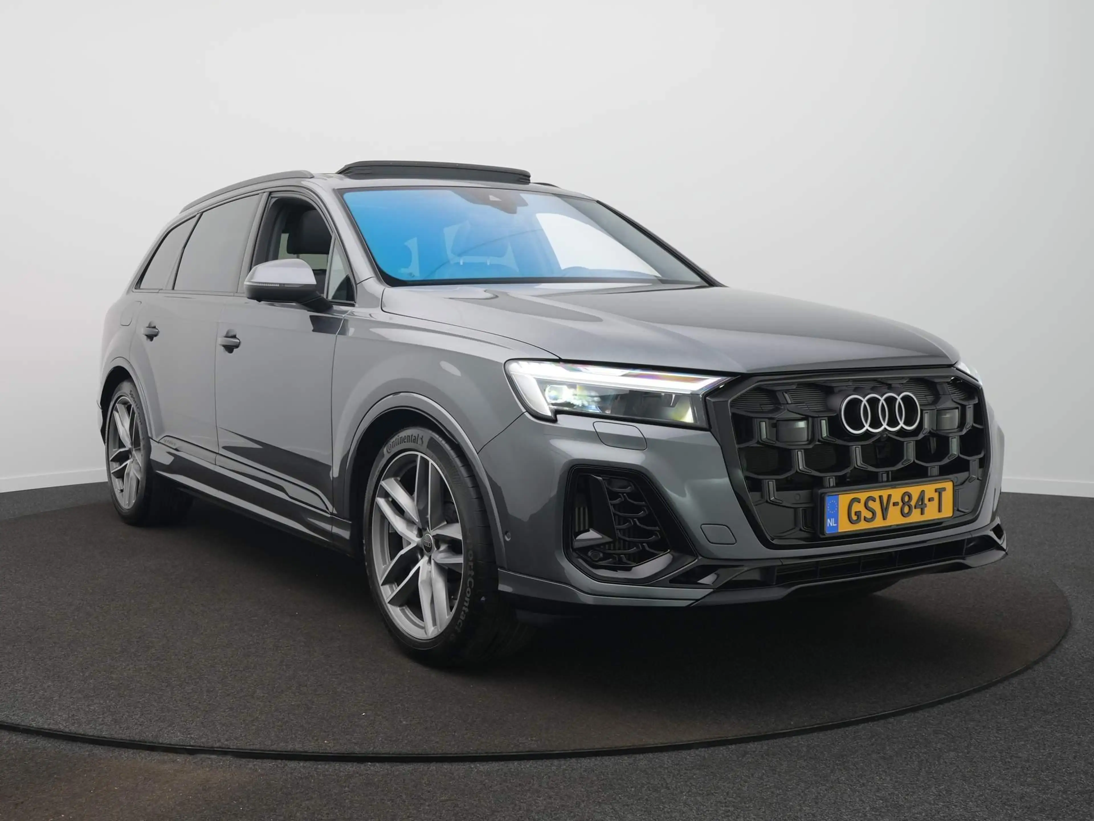 Audi Q7 55 TFSI e quattro Pro Line Advanced | Panodak | 36 — photo 3