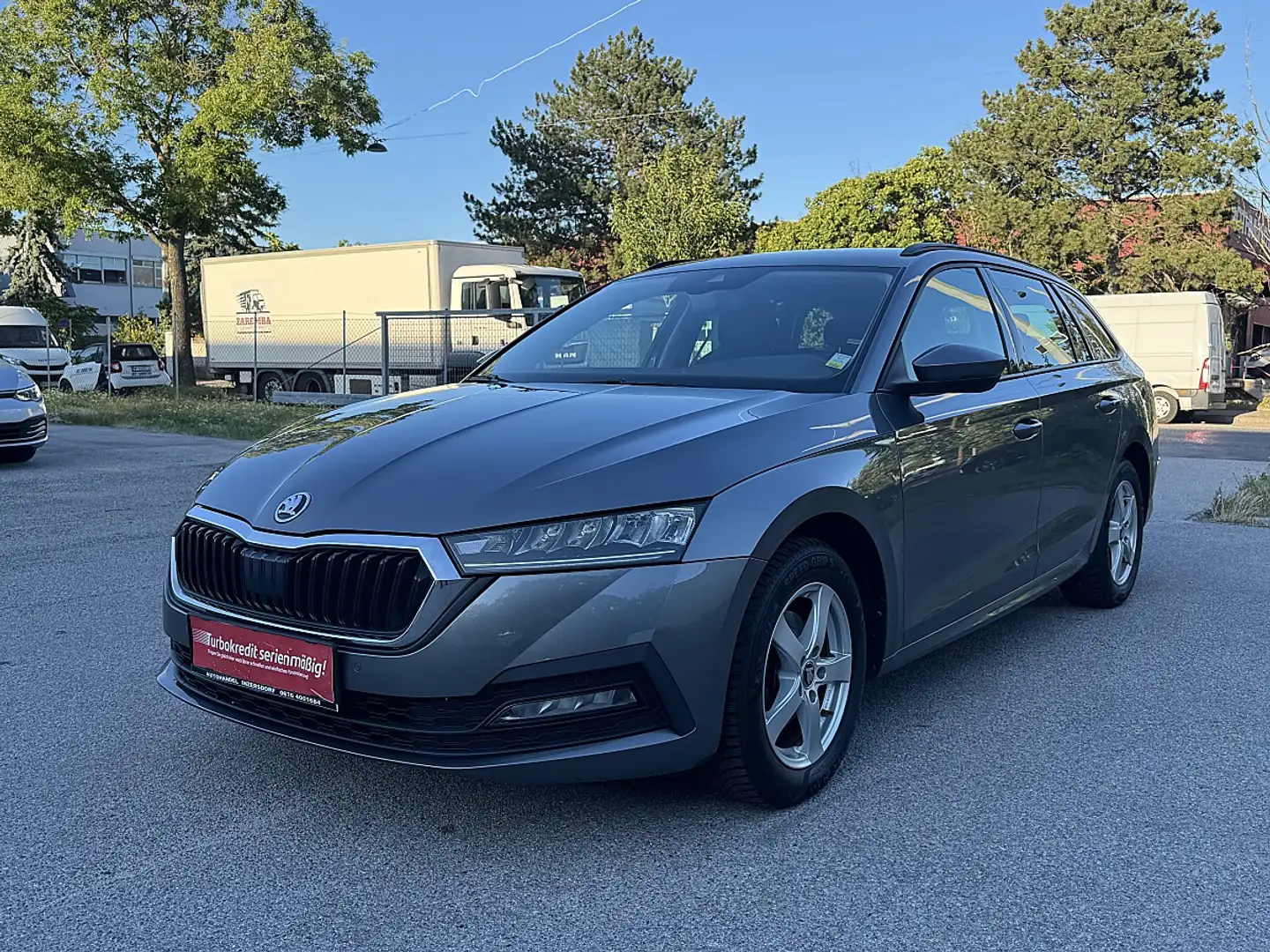 Skoda Octavia 2.0 TDI DPF Ambition DSG / AMBIENTE / NAVI / LE... Silber - 1