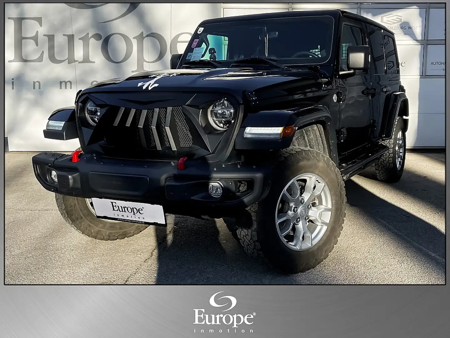 Jeep Wrangler Unlimited Sahara Aut. Schwarz - 2