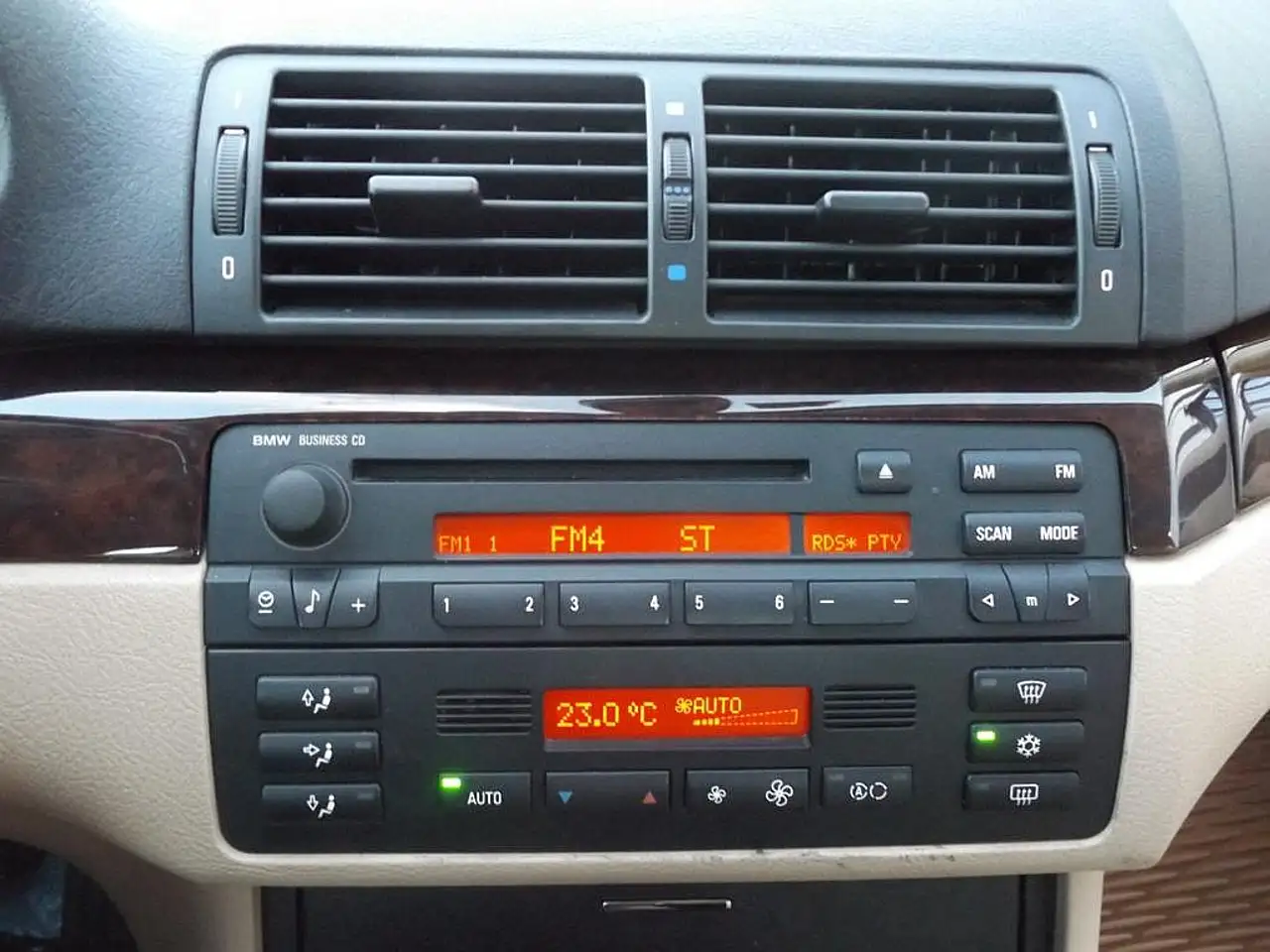 BMW 320 ci Coupe Automat E46M54 Leder PDC Xenon AluM18"..., foto 9