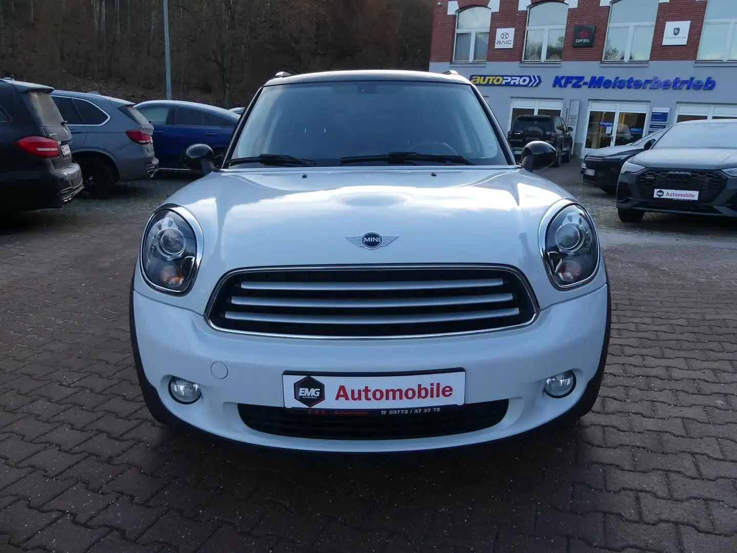 MINI Cooper Countryman*All4*Aut*Leder*Navi*Xenon*Pano Weiß - 2
