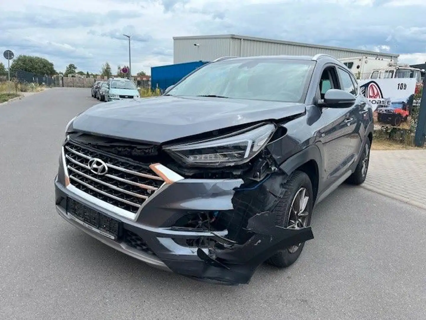 Hyundai TUCSON Style Mild-Hybrid 4WD/Fahrbereit Grau - 2