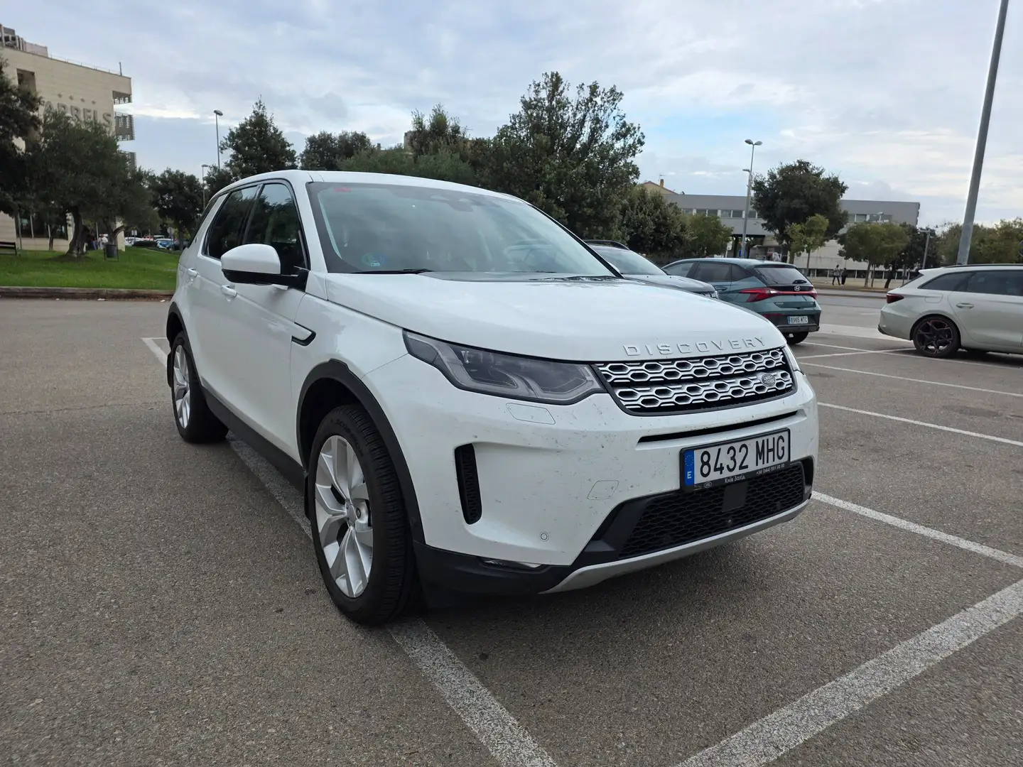 Land Rover Discovery Sport Discovery Sport 2.0D TD4 MHEV SE AWD Auto 163 SE Blanco - 2