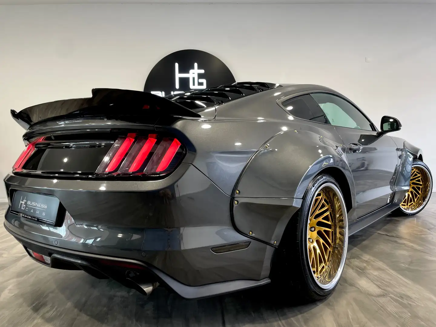 Ford Mustang 2.3EcoBoost/ KIT LIBERTY WALK/ CIEL ETOILE/ UNIQUE Gris - 2