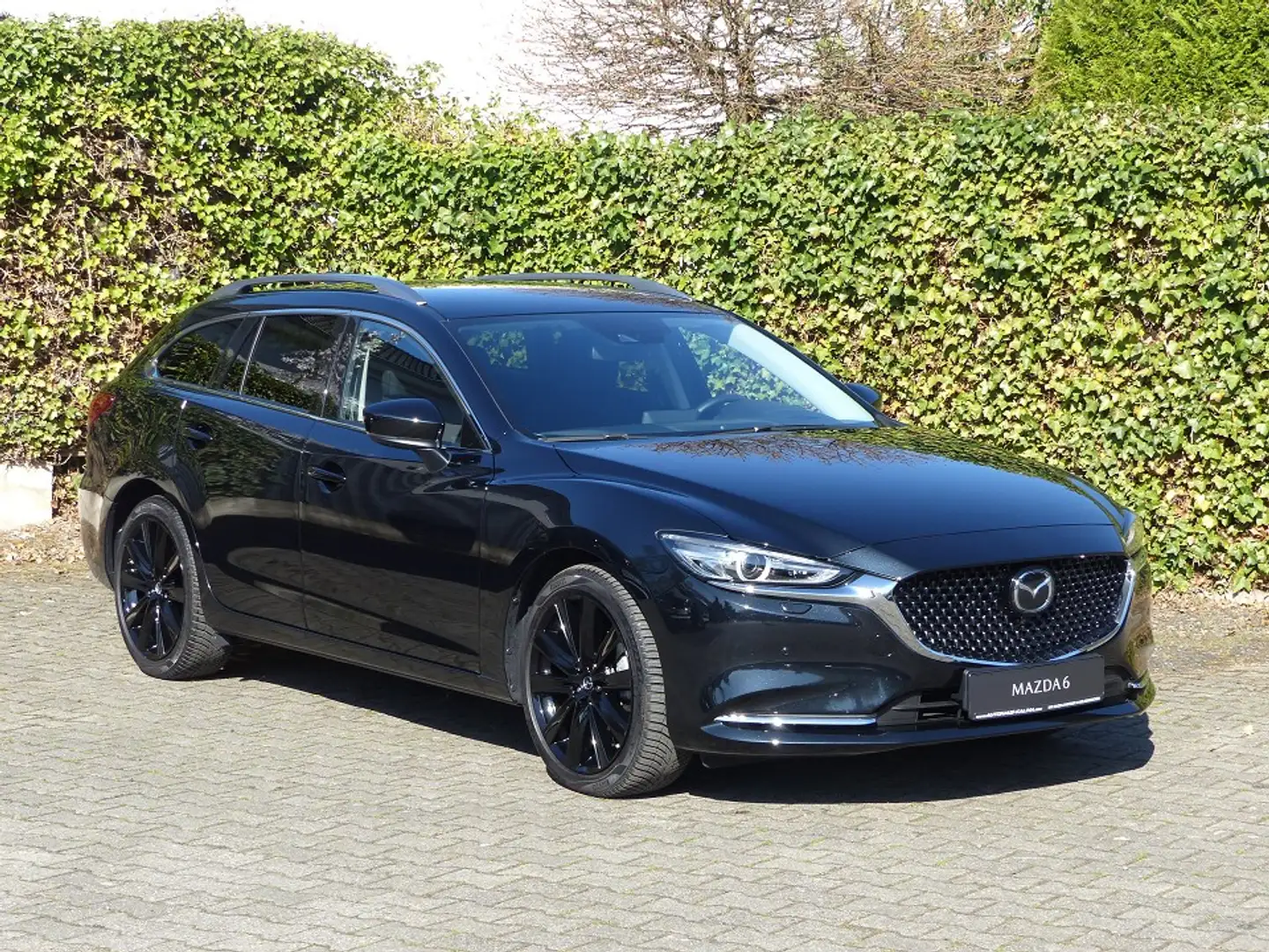 Mazda 6 KOMBI 2.5L SKYACTIV G 194ps Automatik EXCLUSIVE-LI Schwarz - 1